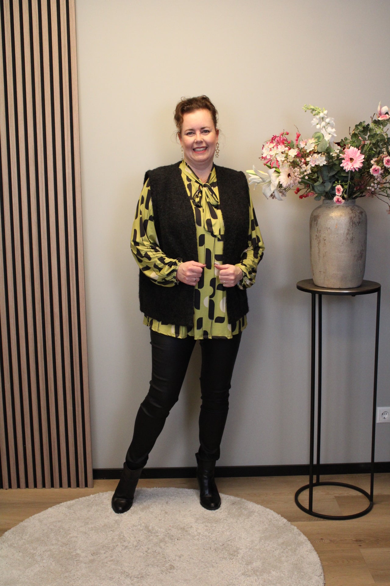 Daniela | Blouse met strik geel lange mouw 38 t/m 48