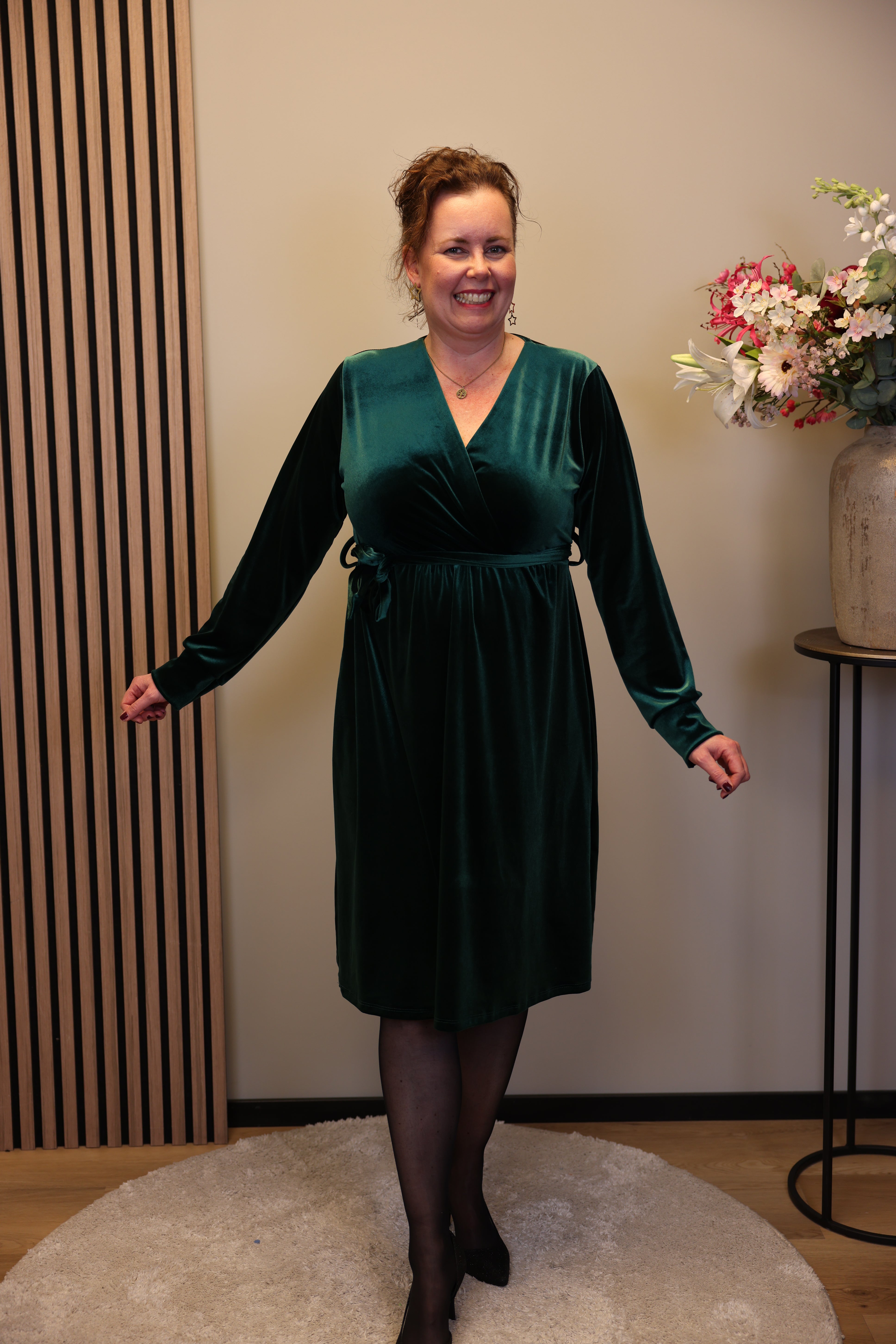 Angelina | Jurk velvet groen kort 52 t/m 58