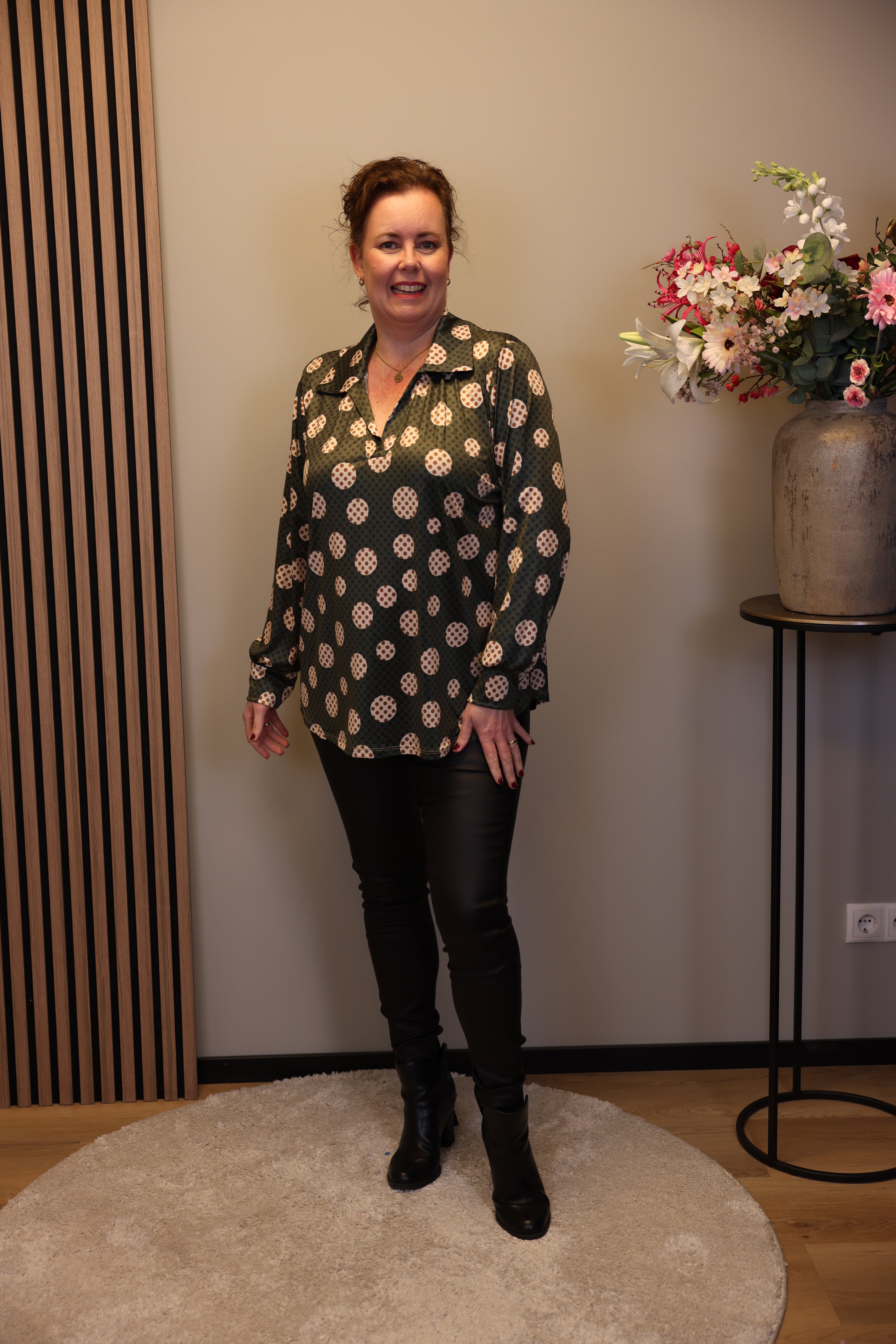 Karin | Blouse groen met kraagje 38 t/m 48