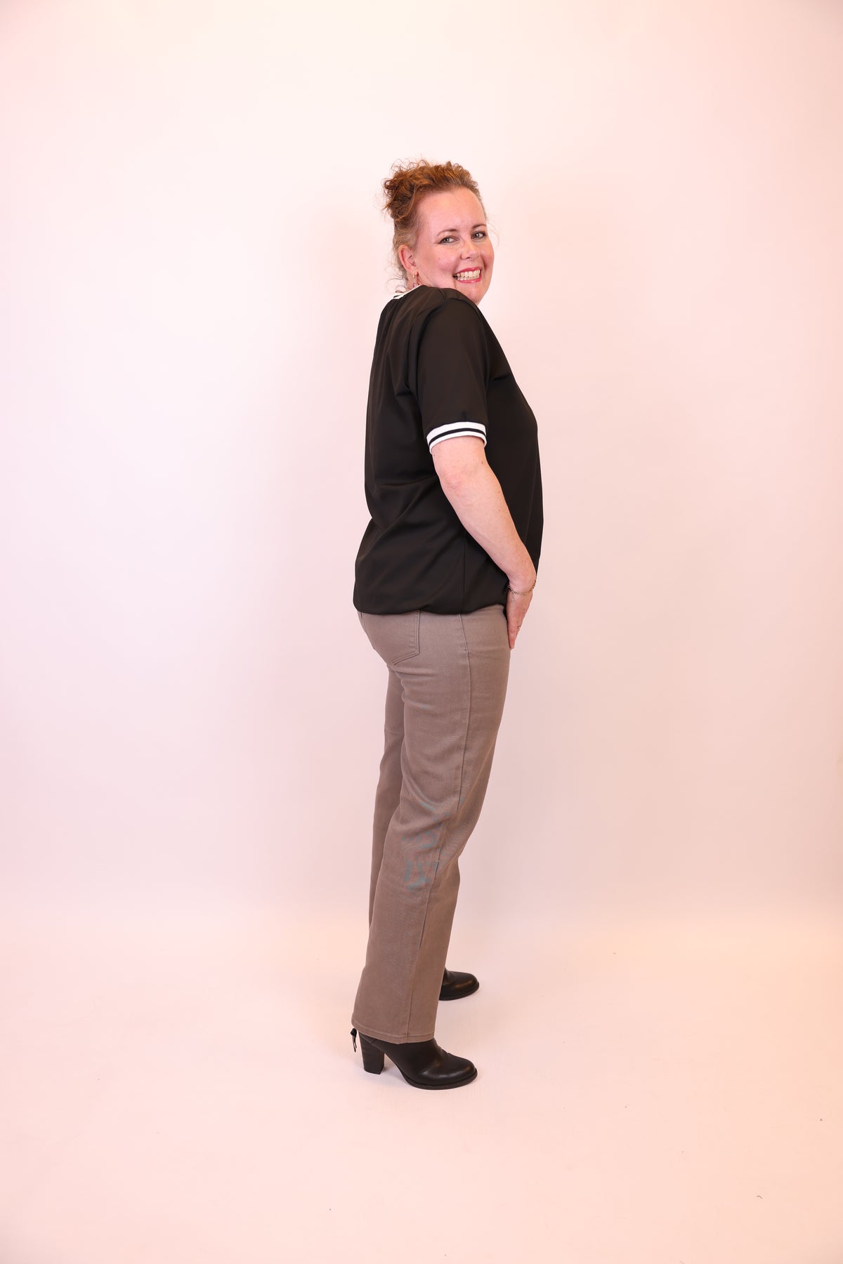 Hilda | Jeans taupe 38 - 48