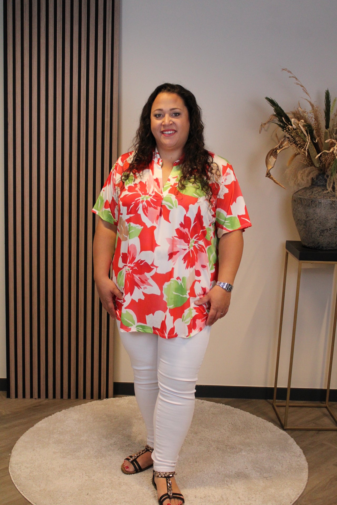 Maartje | Blouse rood korte mouw 48 t/m 52