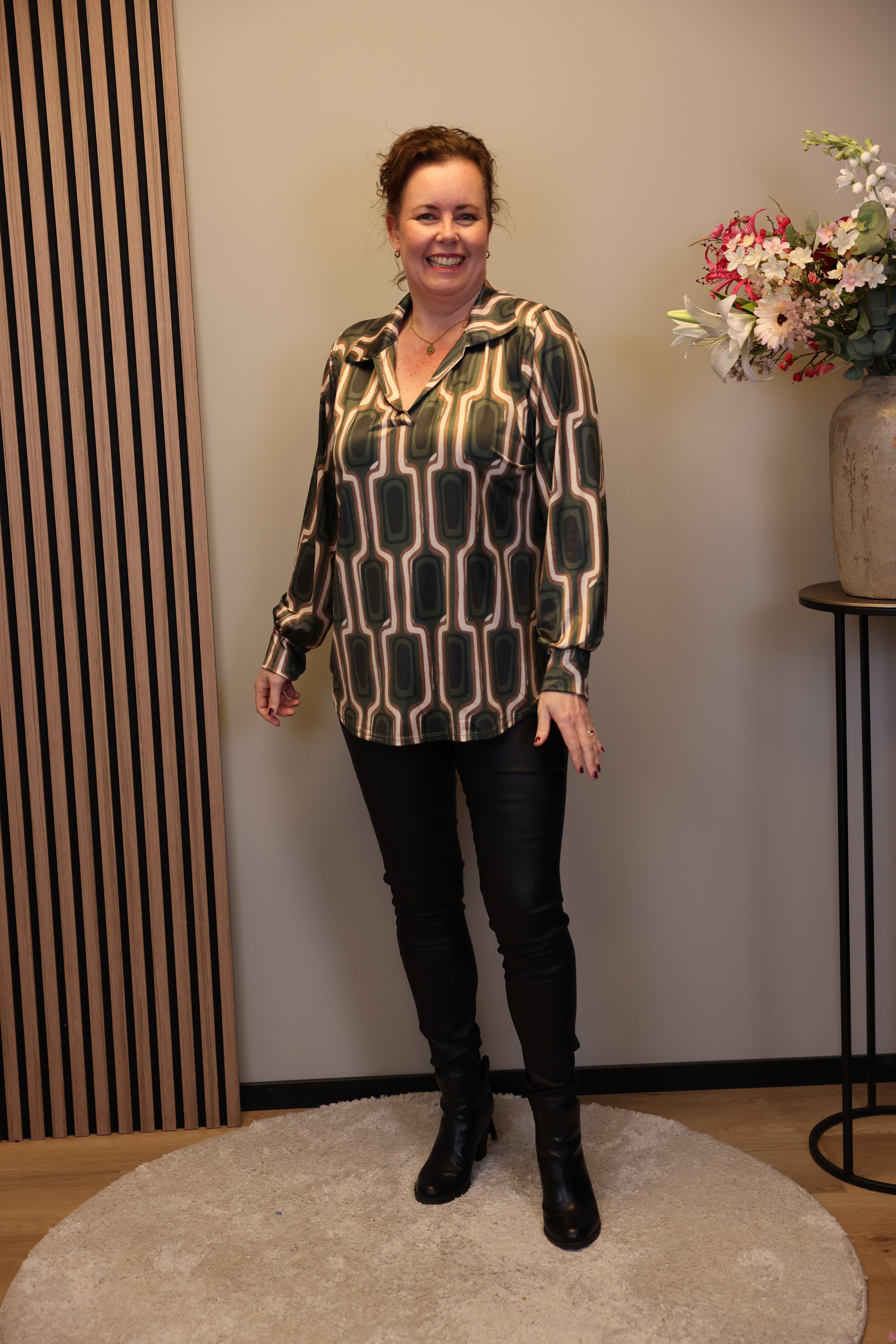 Lieneke | Blouse groen met kraagje 38 t/m 48