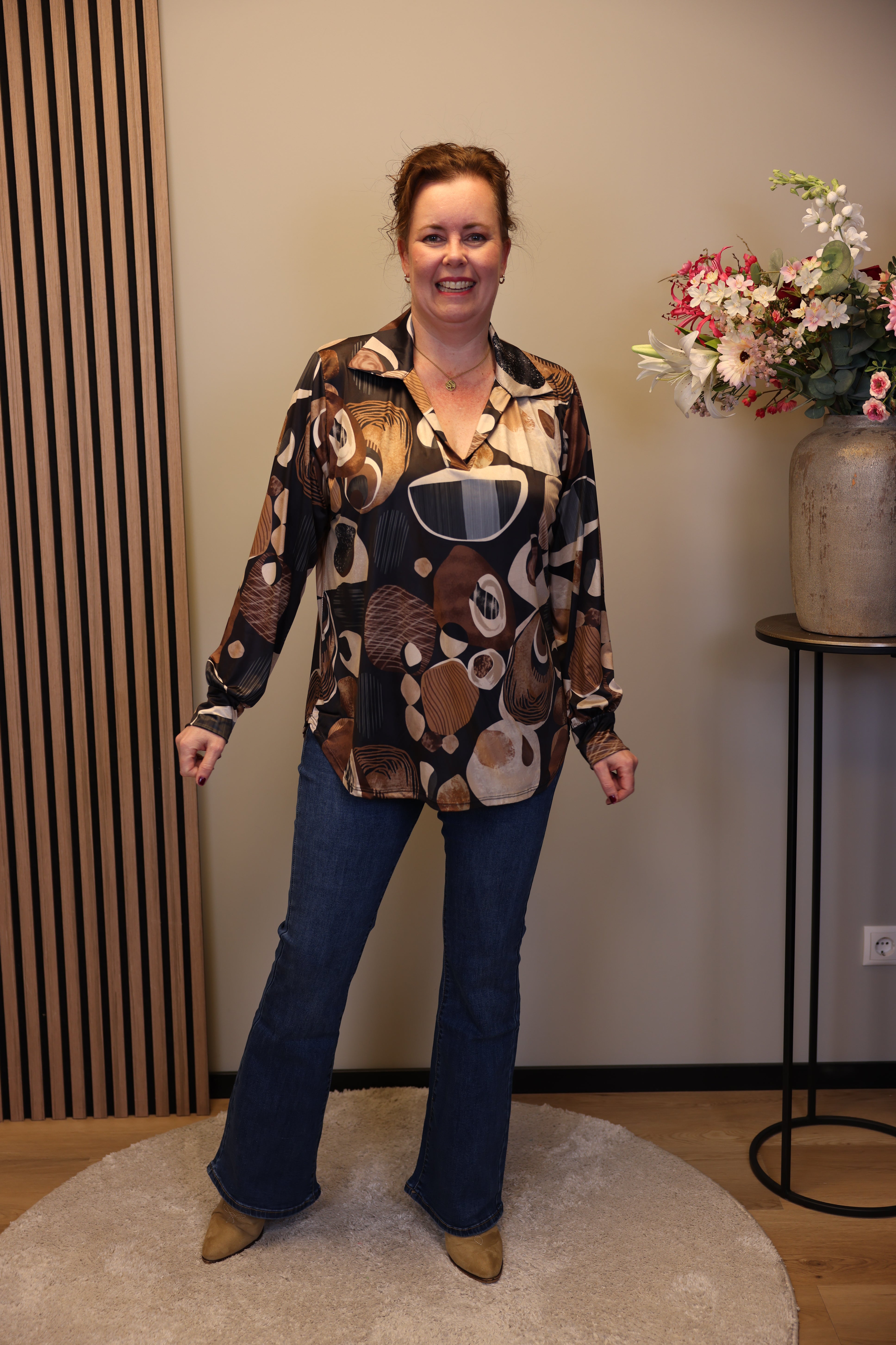 Giulia | Blouse zwart met kraagje 38 t/m 48