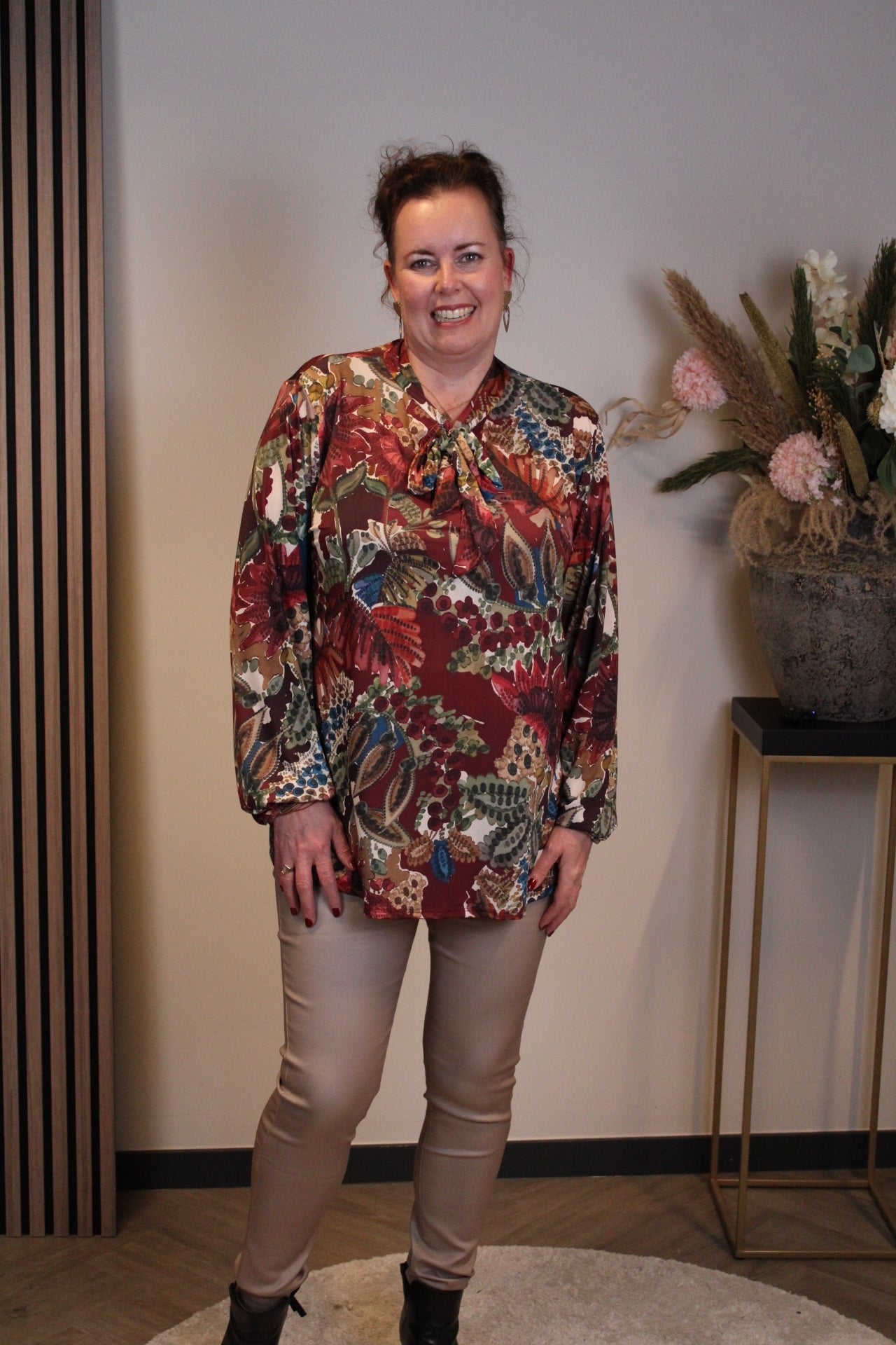 Martina | Blouse roze met strikje 48 t/m 52