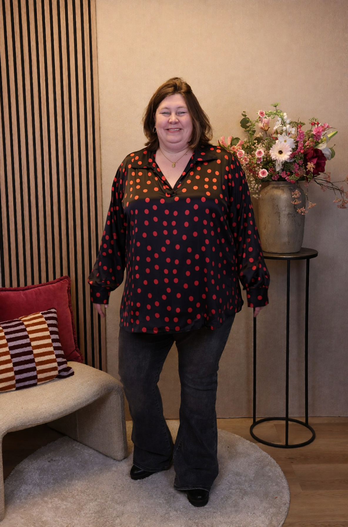 Marije | Blouse zwart met kraagje