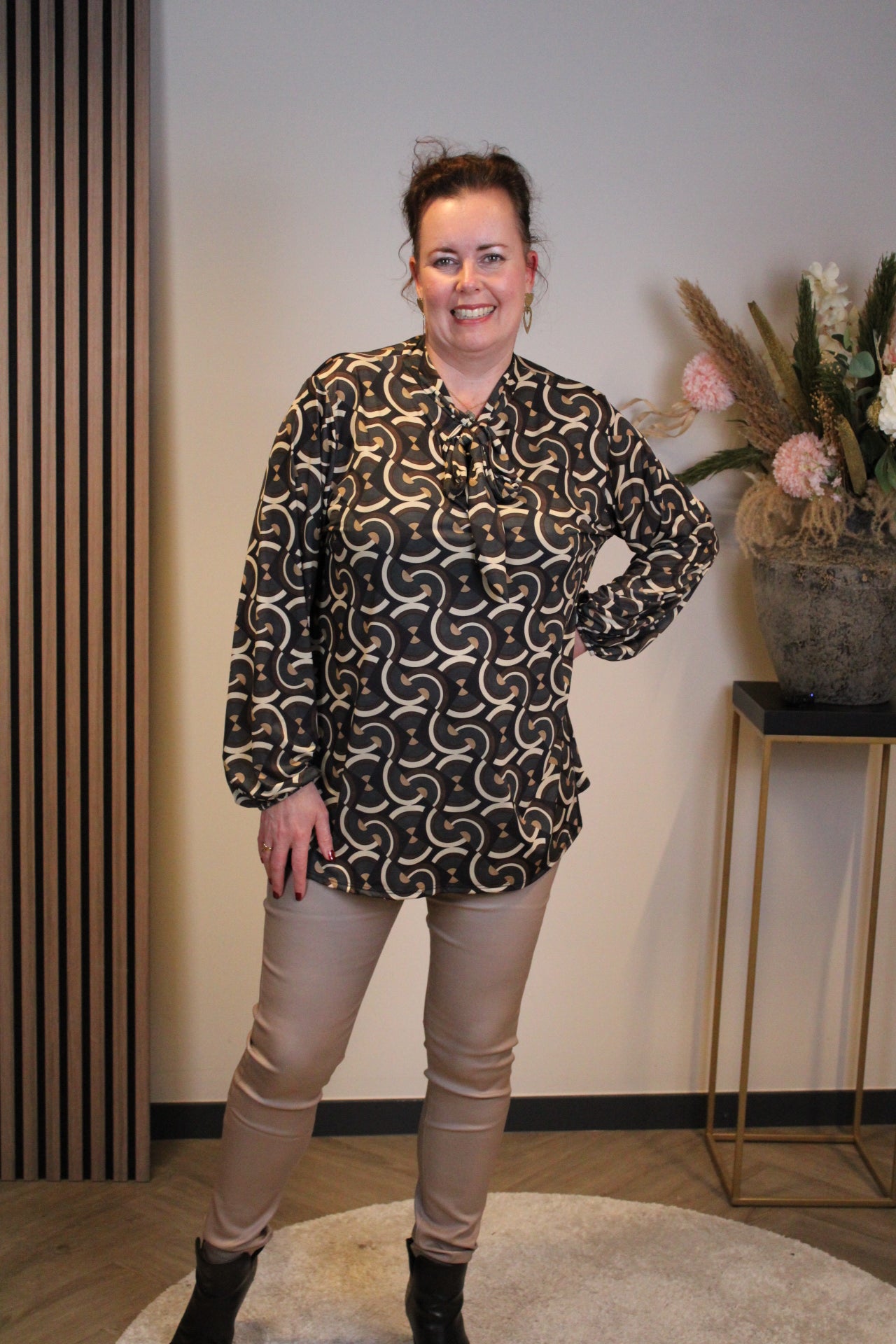 Harper | Blouse met strik grijs lange mouw 38 t/m 48