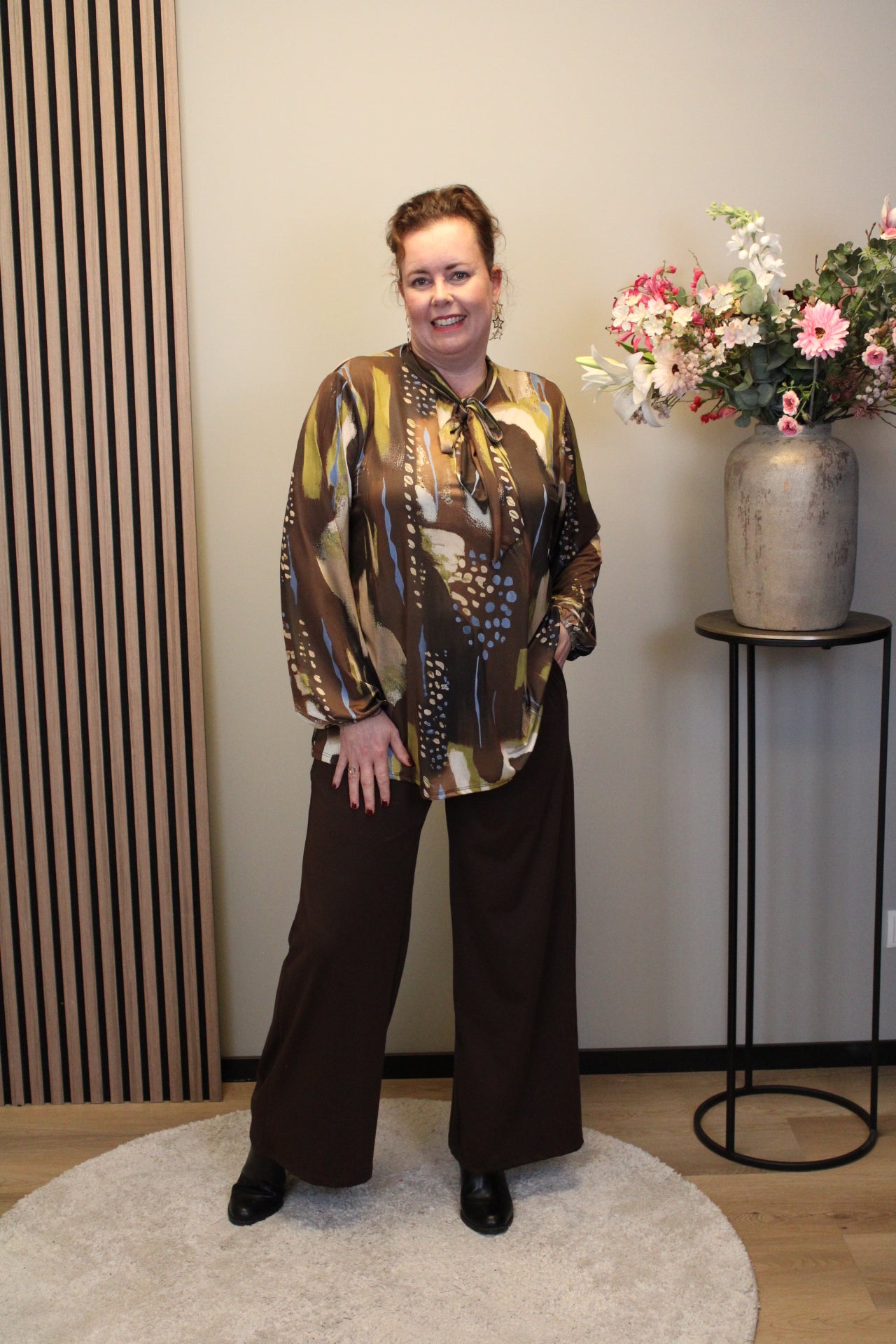 Vela | Blouse met strik bruin lange mouw 38 t/m 48