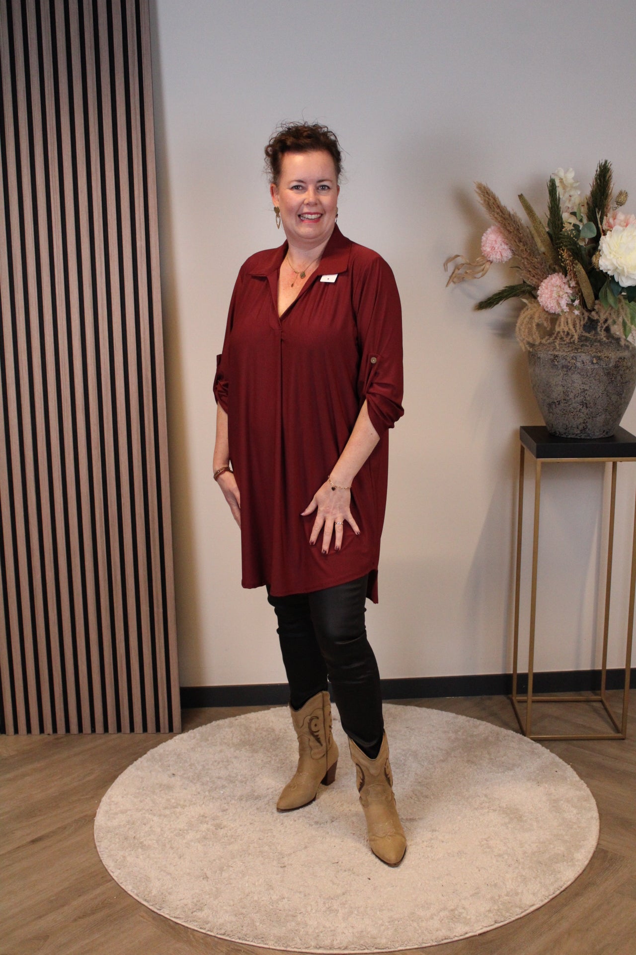 Marieke | tuniek bordeaux met kraagje 38 t/m 48