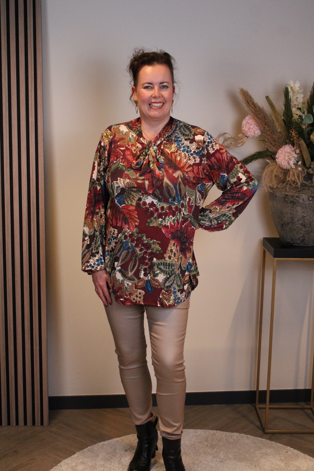 Maritina | Blouse roze met strik 52 t/m 58