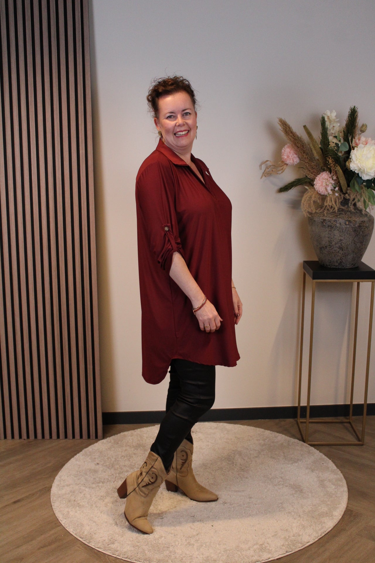 Marieke | tuniek bordeaux met kraagje 38 t/m 48