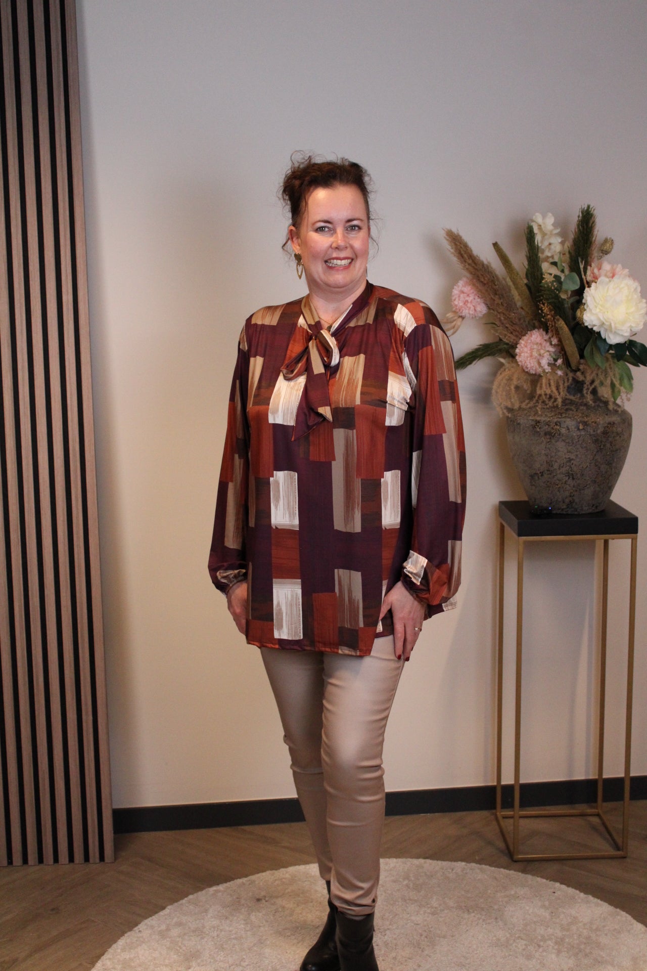 Myrthe | Blouse met strik oranje lange mouw 38 t/m 48
