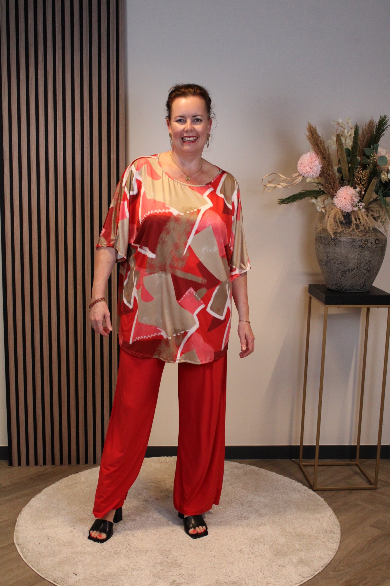 Ellen | Broek rood met zakken 38 t/m 46