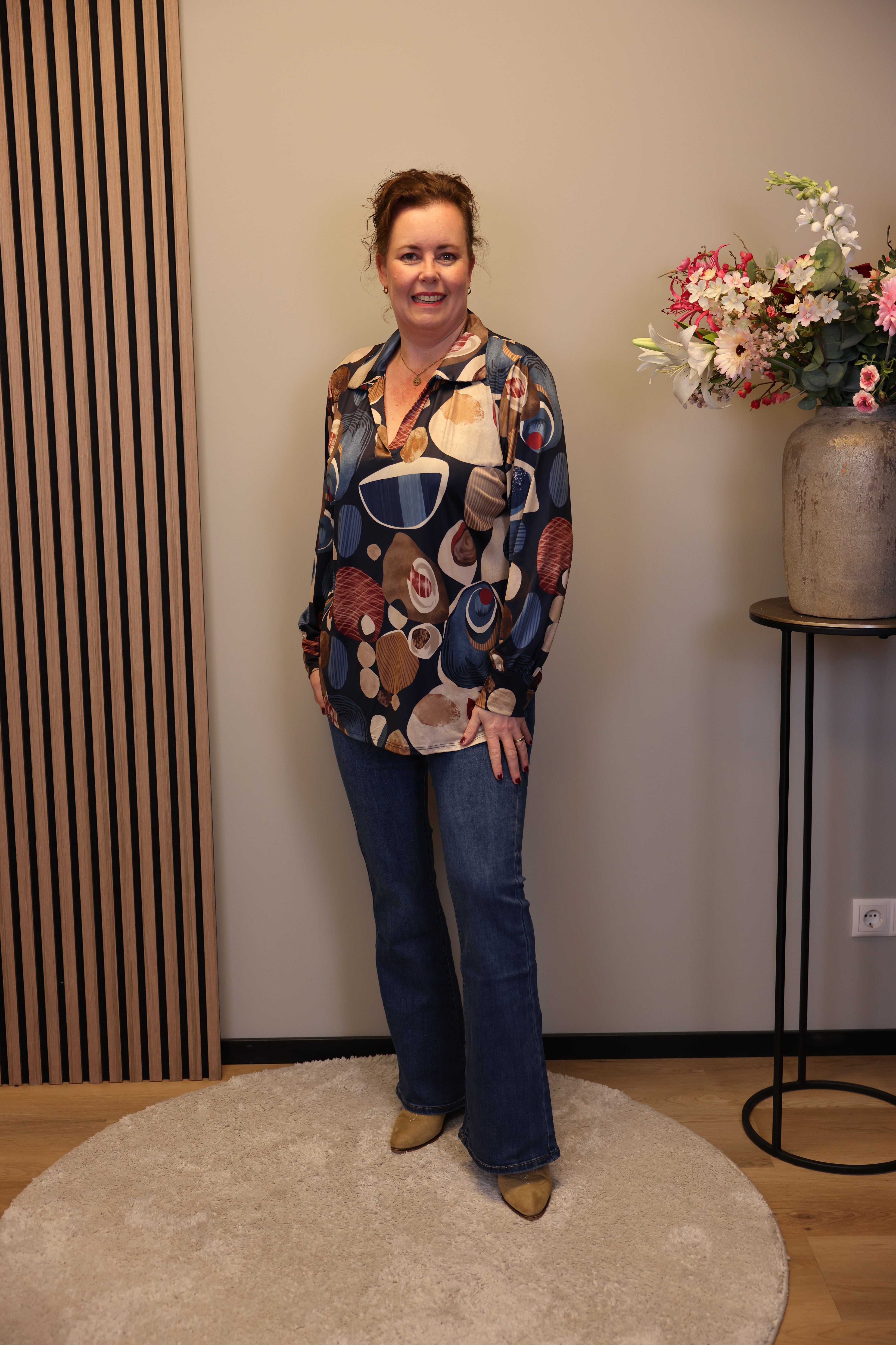 Giulia | Blouse donker blauw met kraagje 48 t/m 52