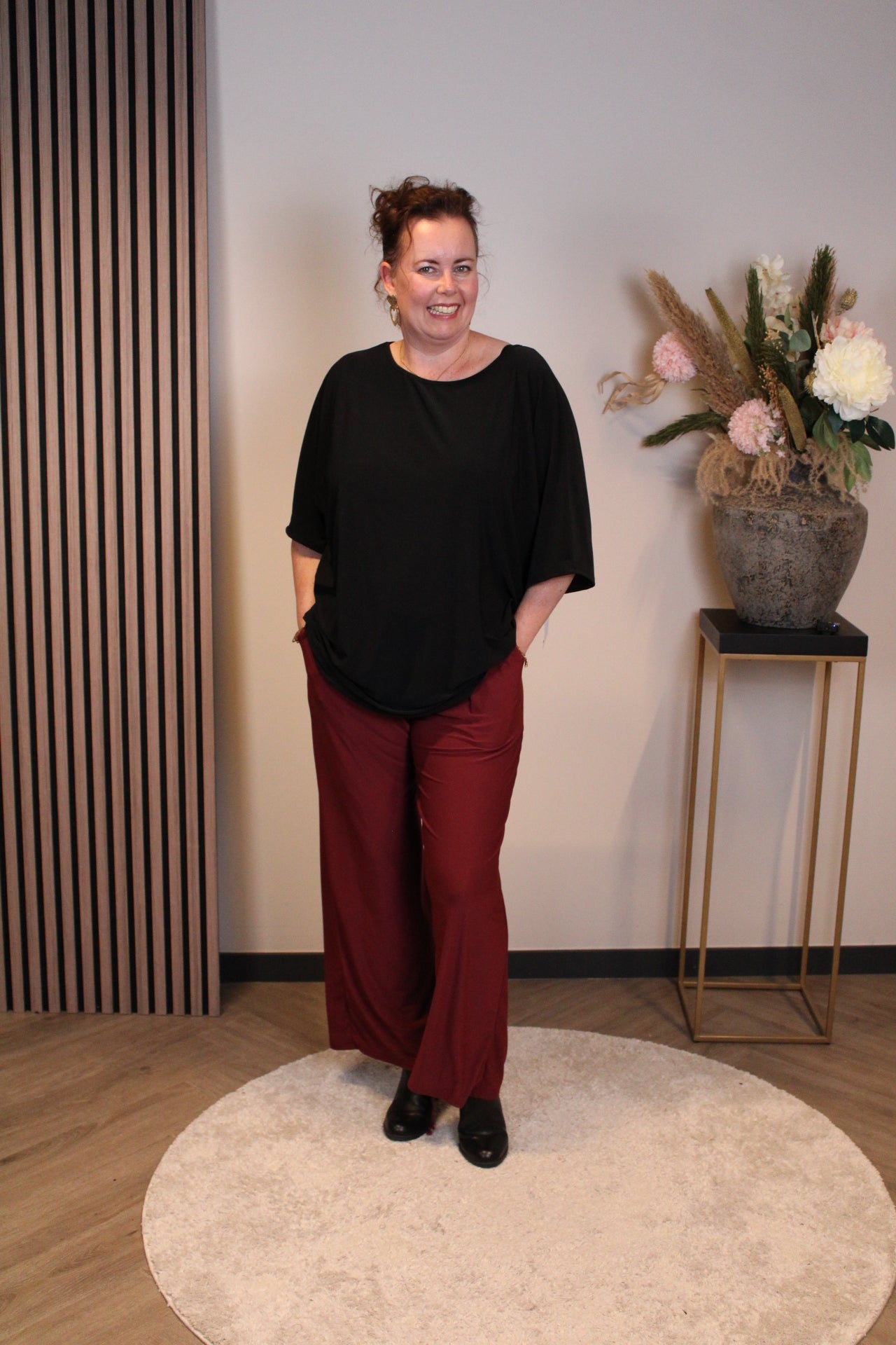 Ellen | Broek bordeaux met zakken 38 t/m 48