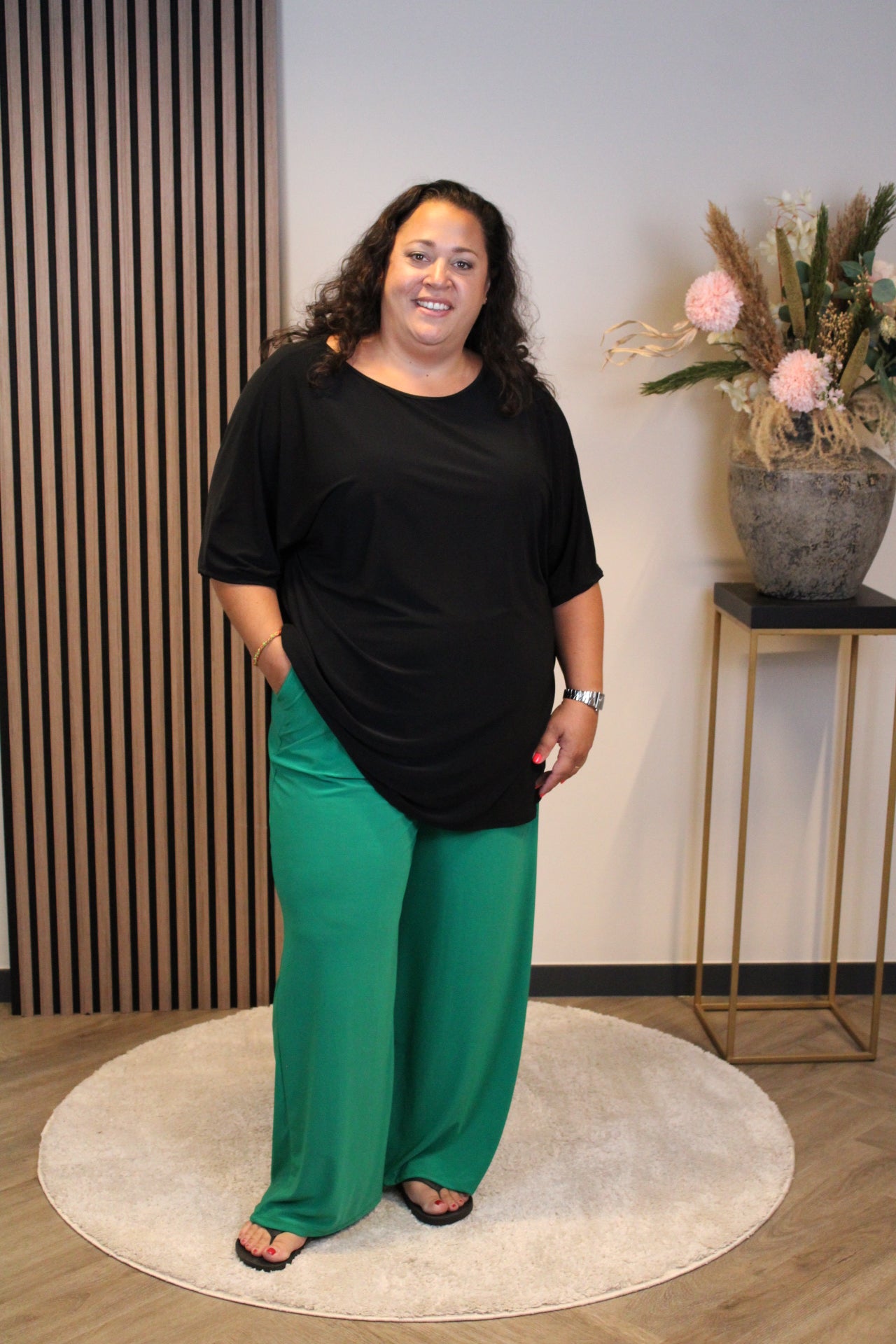 Ellen | Broek appel groen met zakken 48 t/m 54