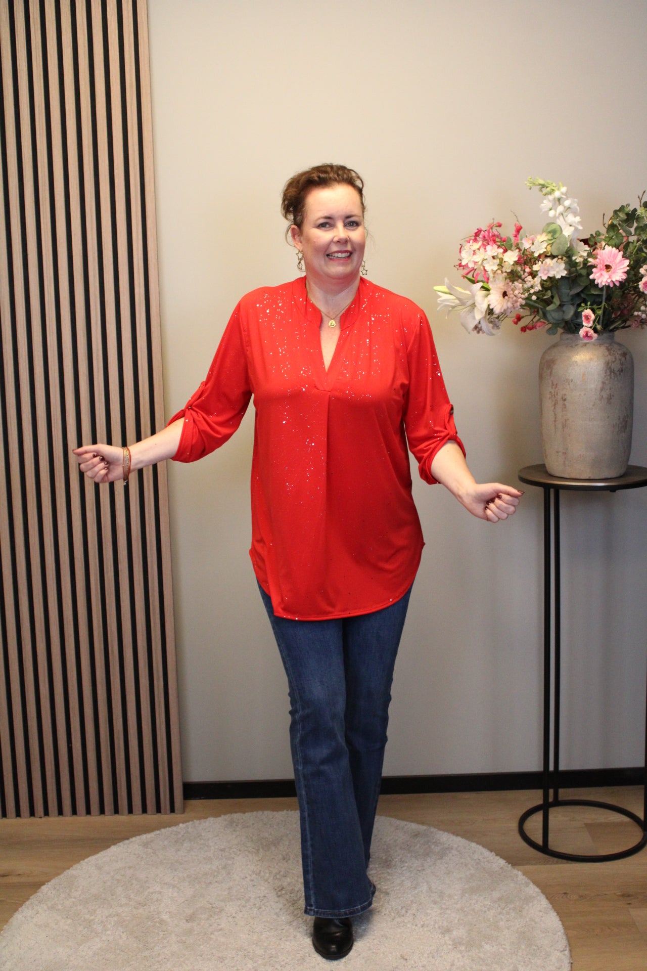 Mieke glitter | Blouse rood met lange mouw 48 t/m 52