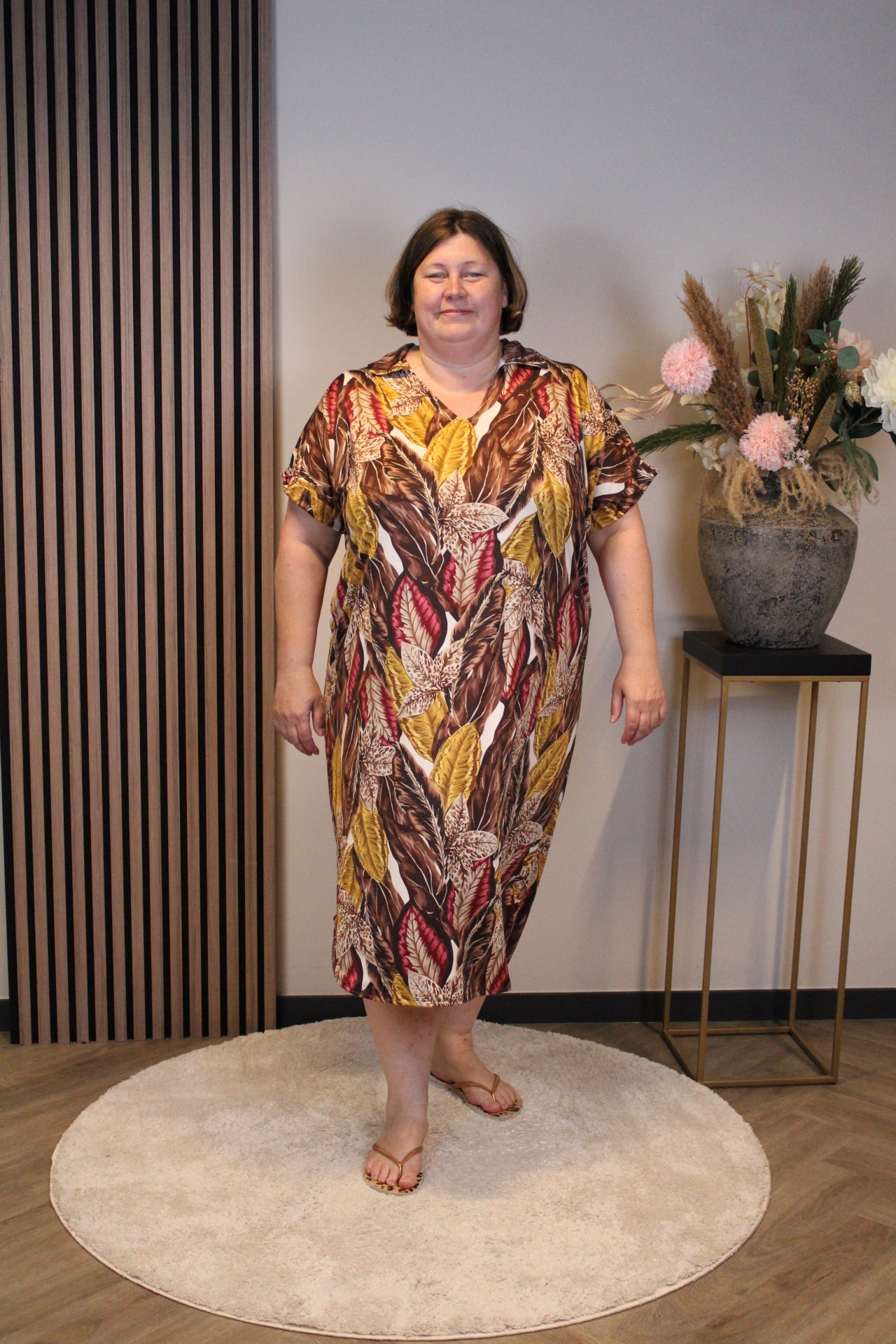 Mirre | Jurk bruin met kraagje