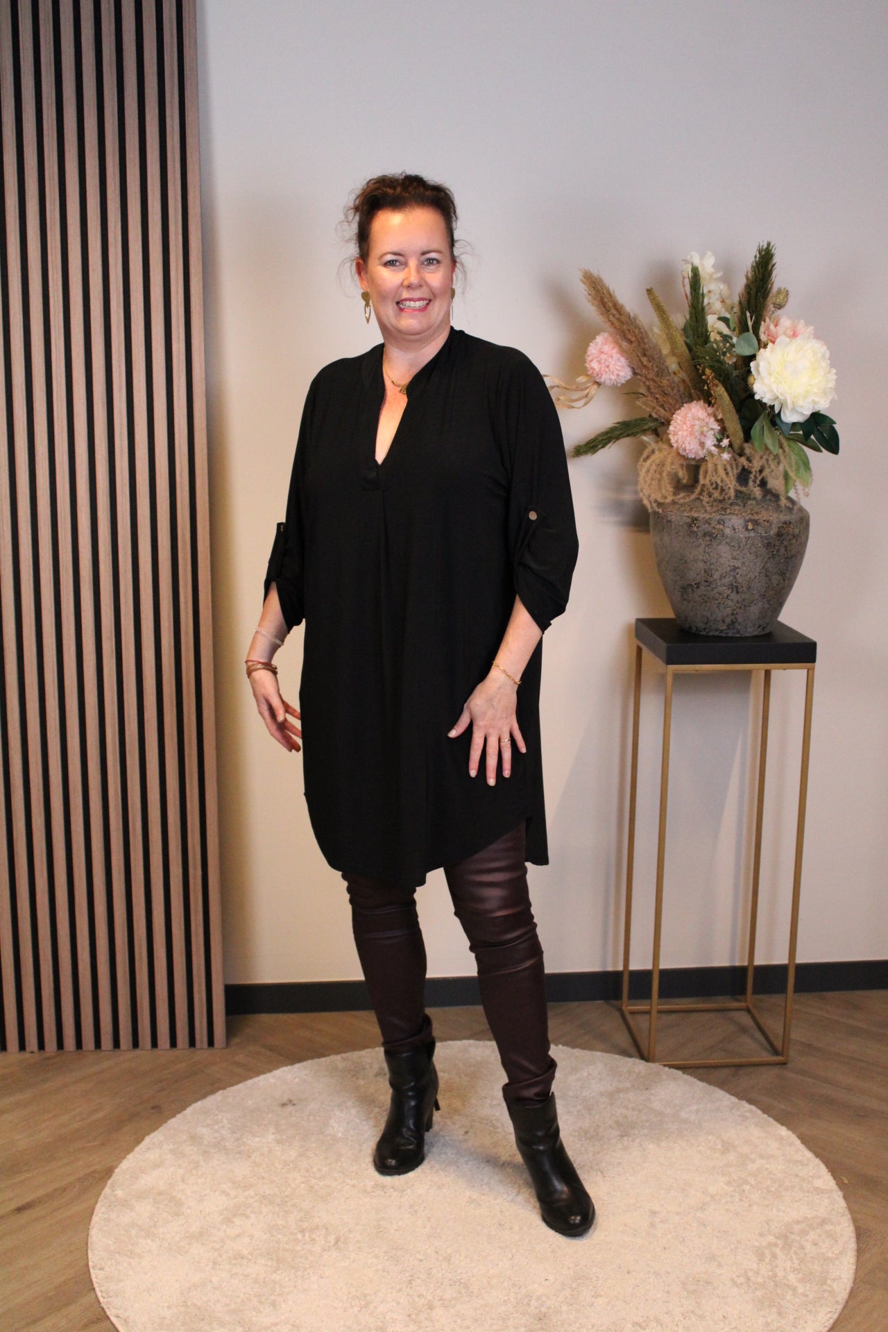 Mila | tuniek zwart 38 t/m 48