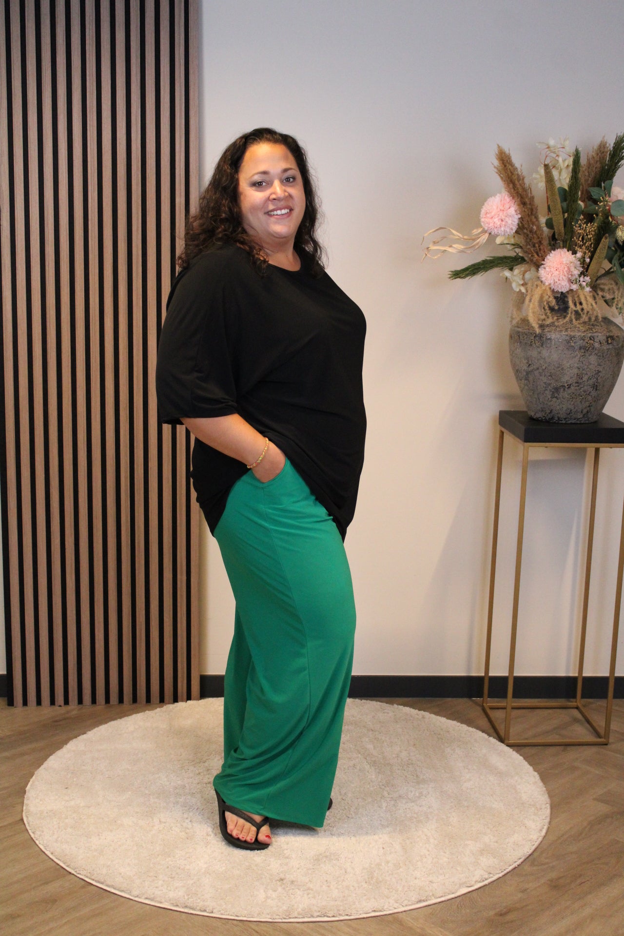 Ellen | Broek appel groen met zakken 48 t/m 54