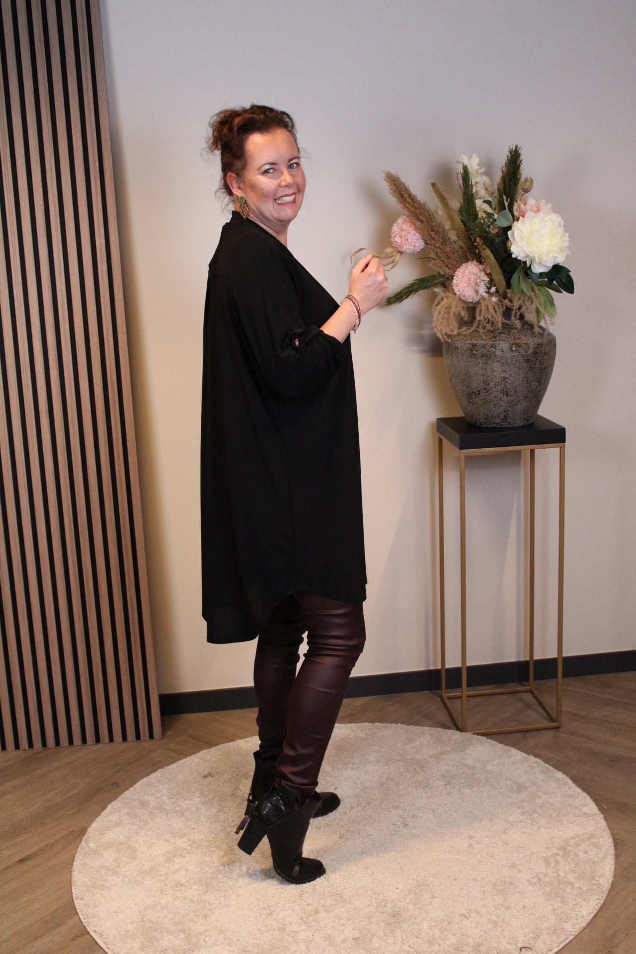 Mila | tuniek zwart 38 t/m 48