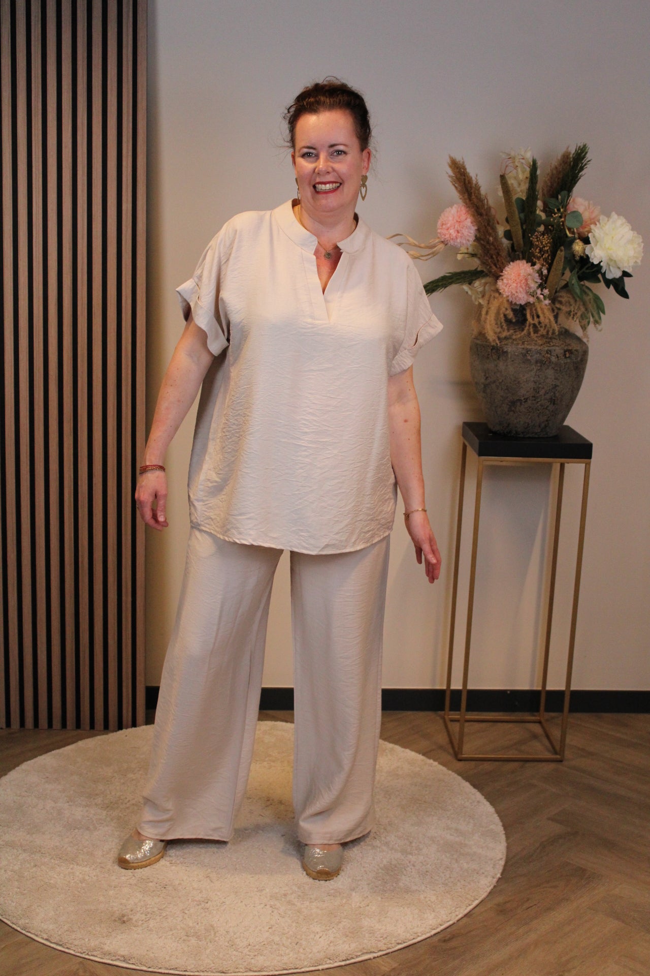 Joyce | Top beige viscose