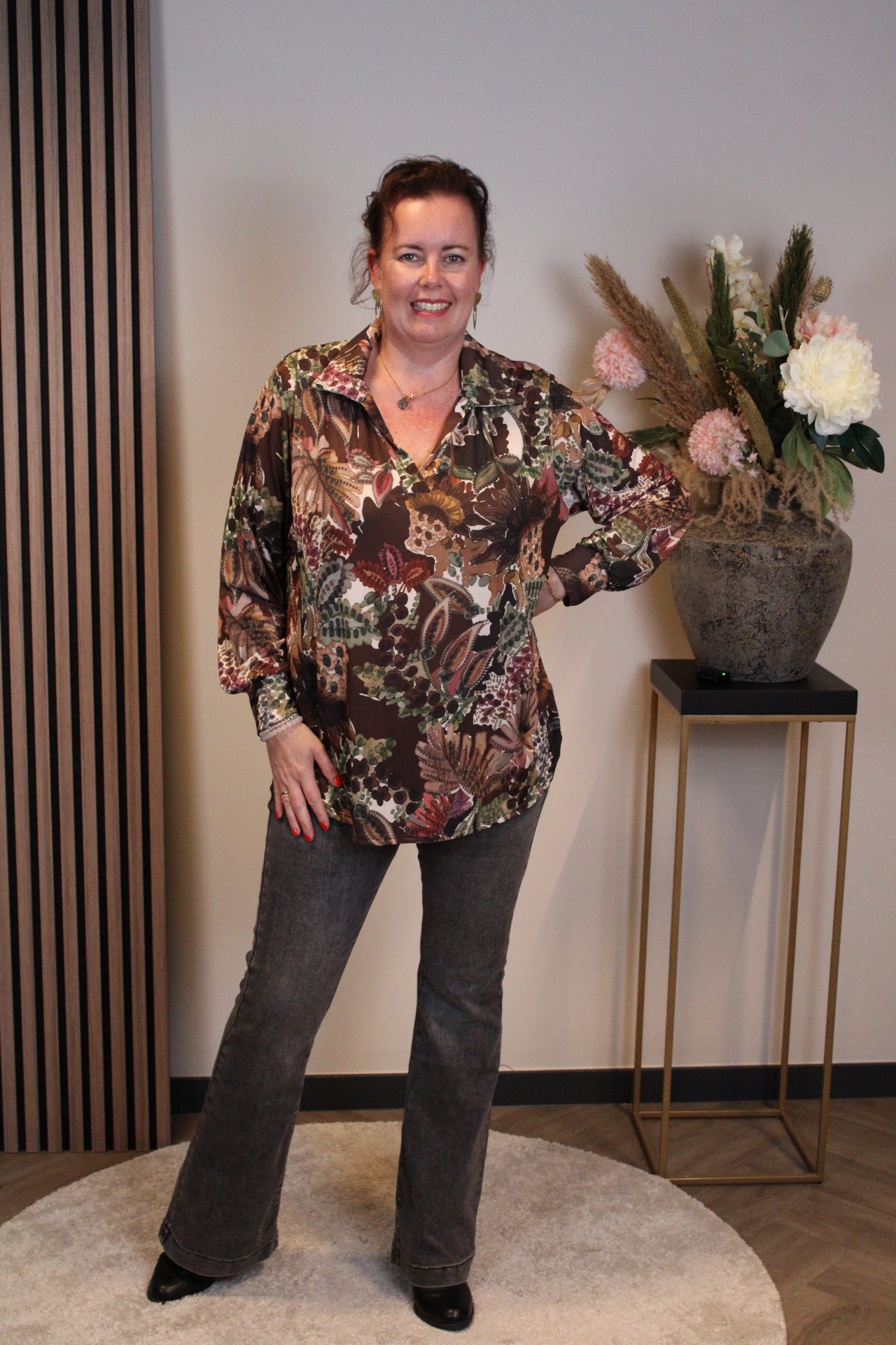 Helena | Blouse bruin met kraagje 48 t/m 52
