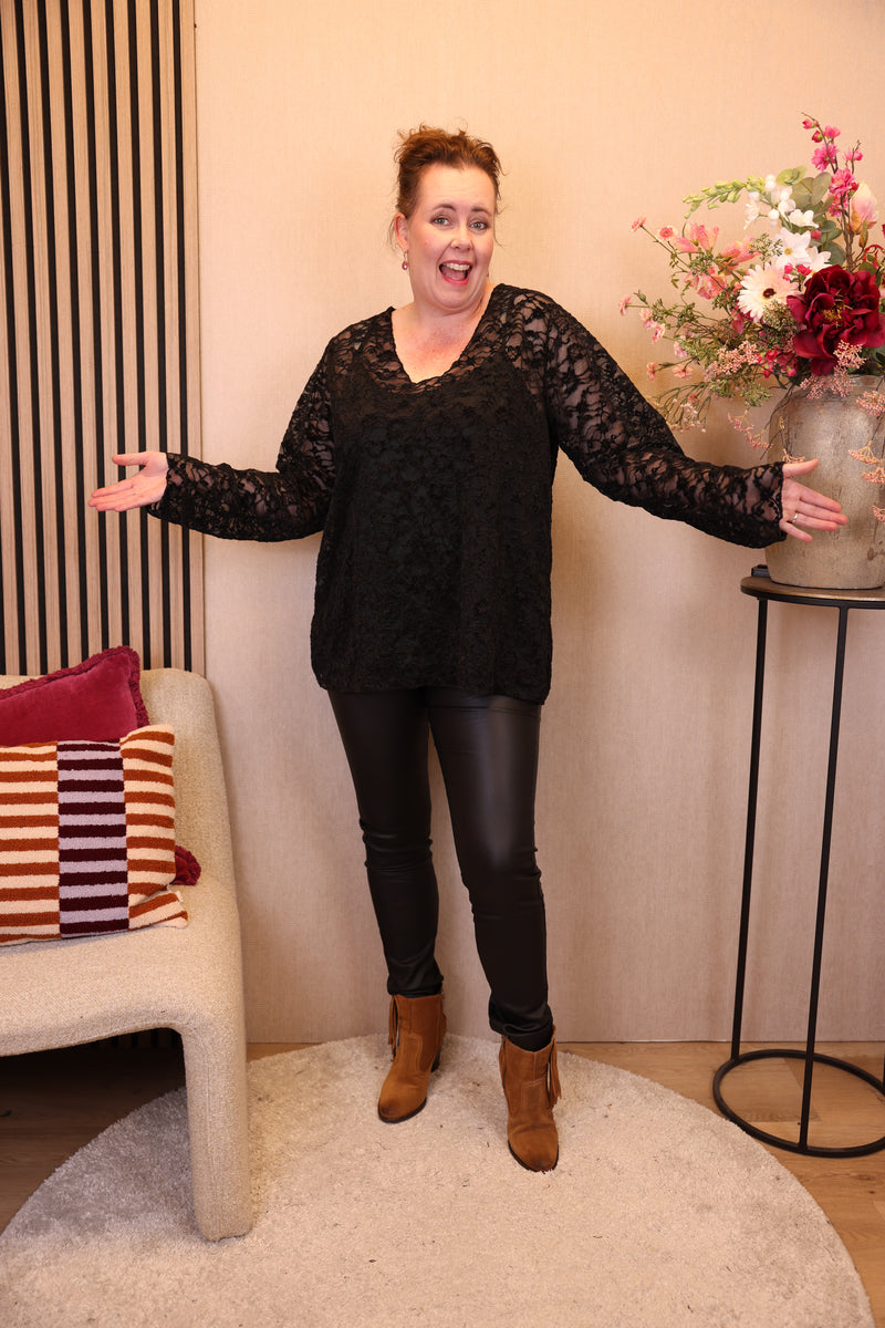 Nadine | Kanten top zwart 40 - 52