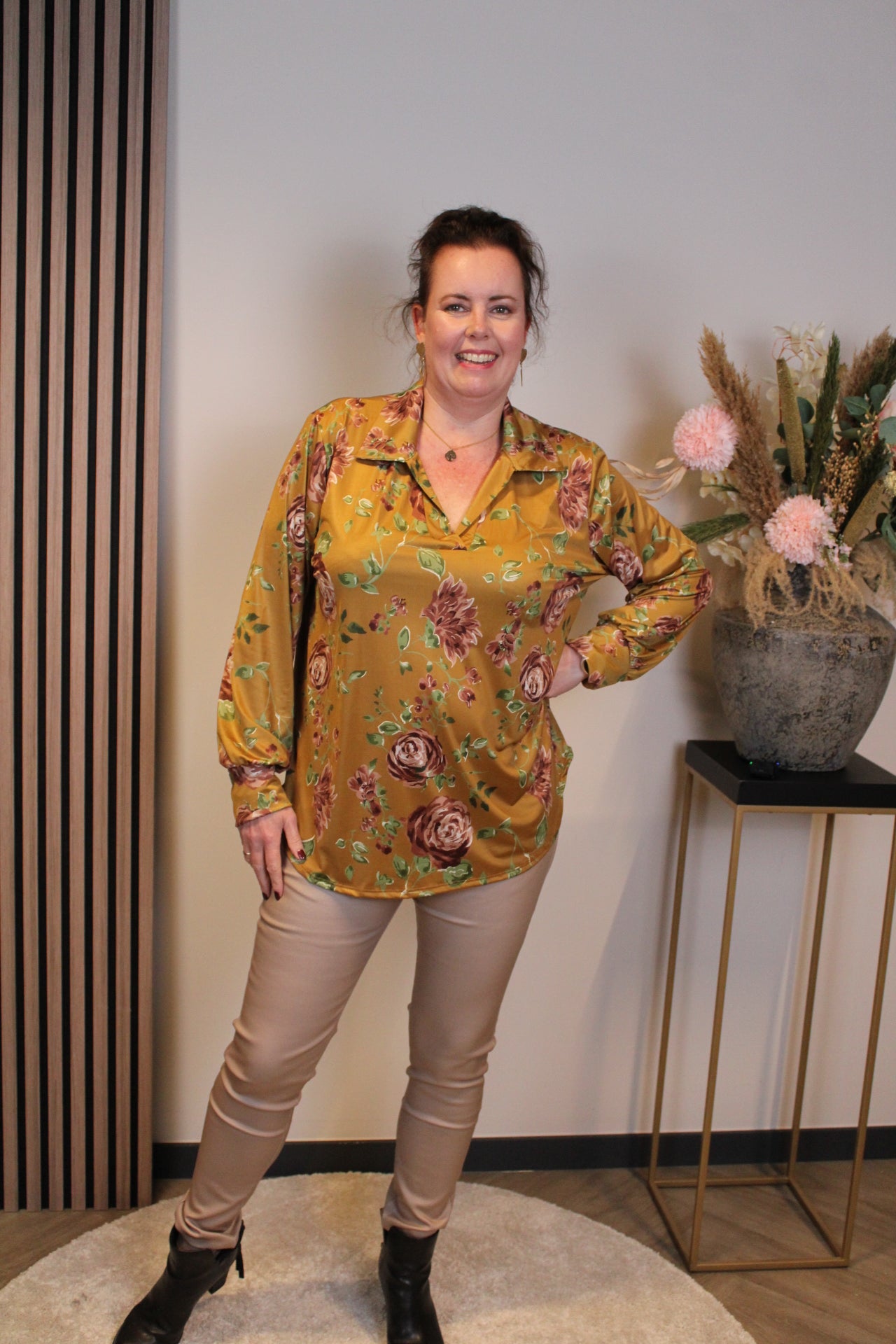 Emma | Blouse met kraagje geel 48 t/m 52