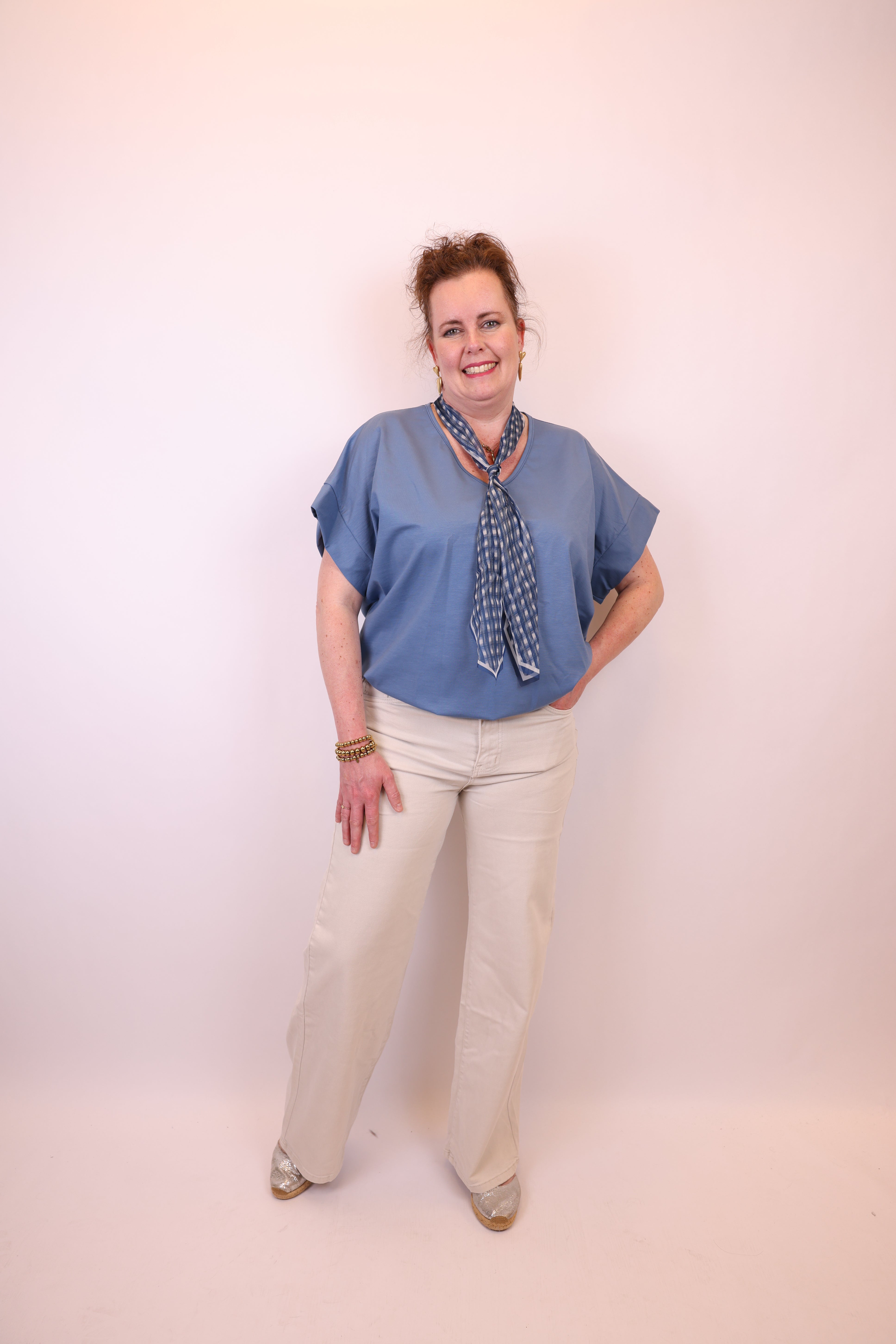 Ina | Top aqua blauw + gratis sjaal
