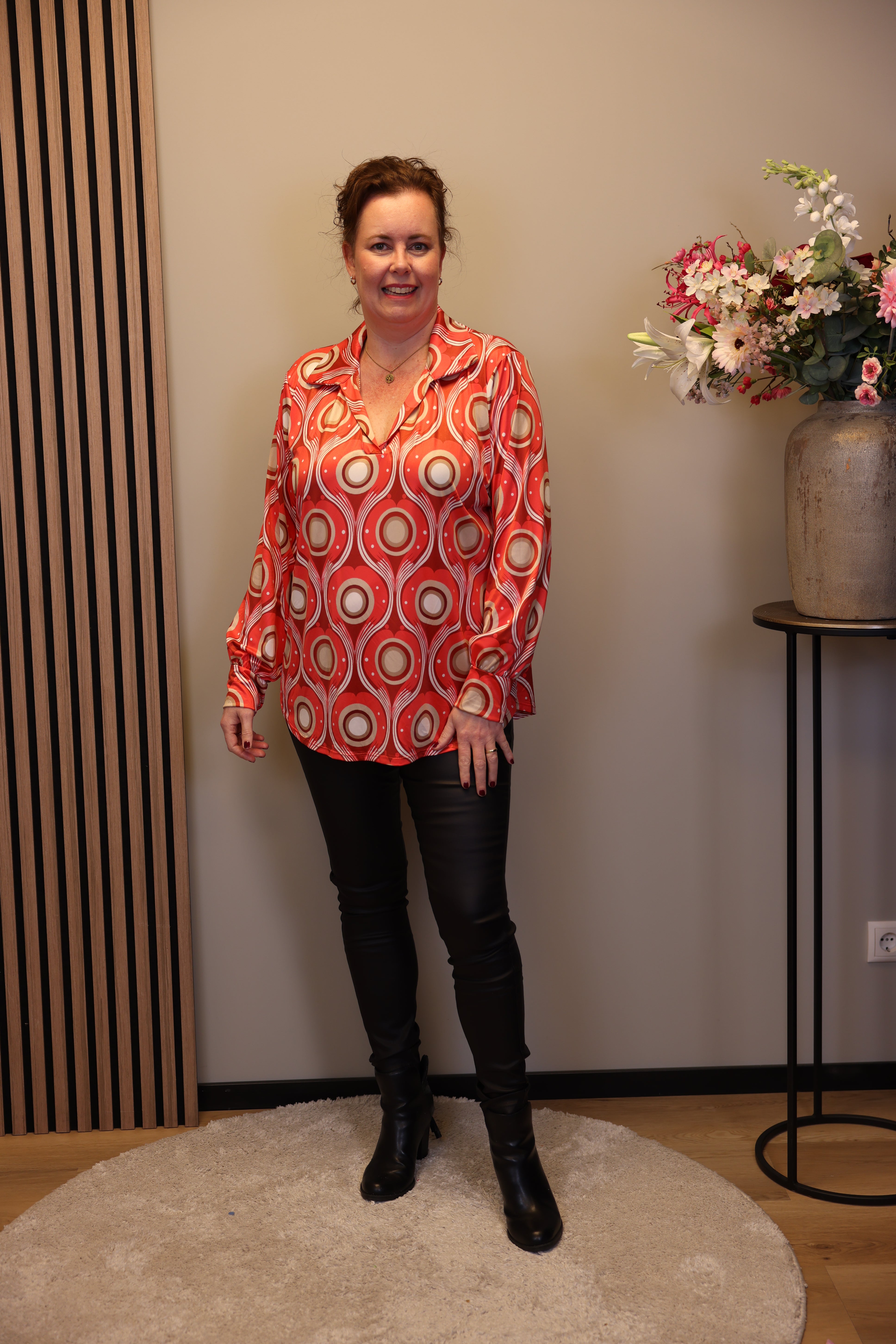 Rafaela | Blouse rood met kraagje