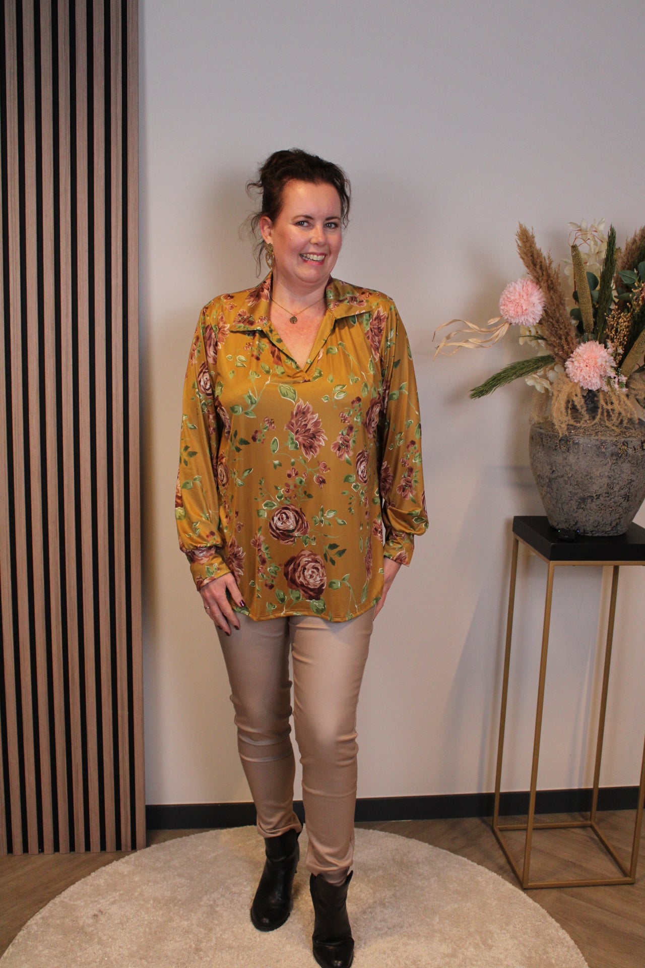 Emma | Blouse met kraagje geel 48 t/m 52