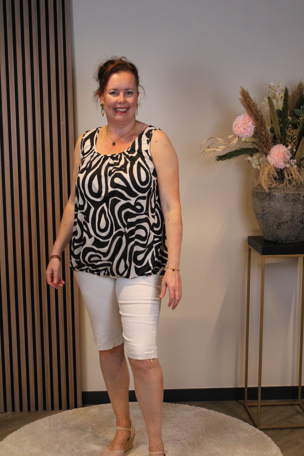 Jill | top zwart 38 t/m 48