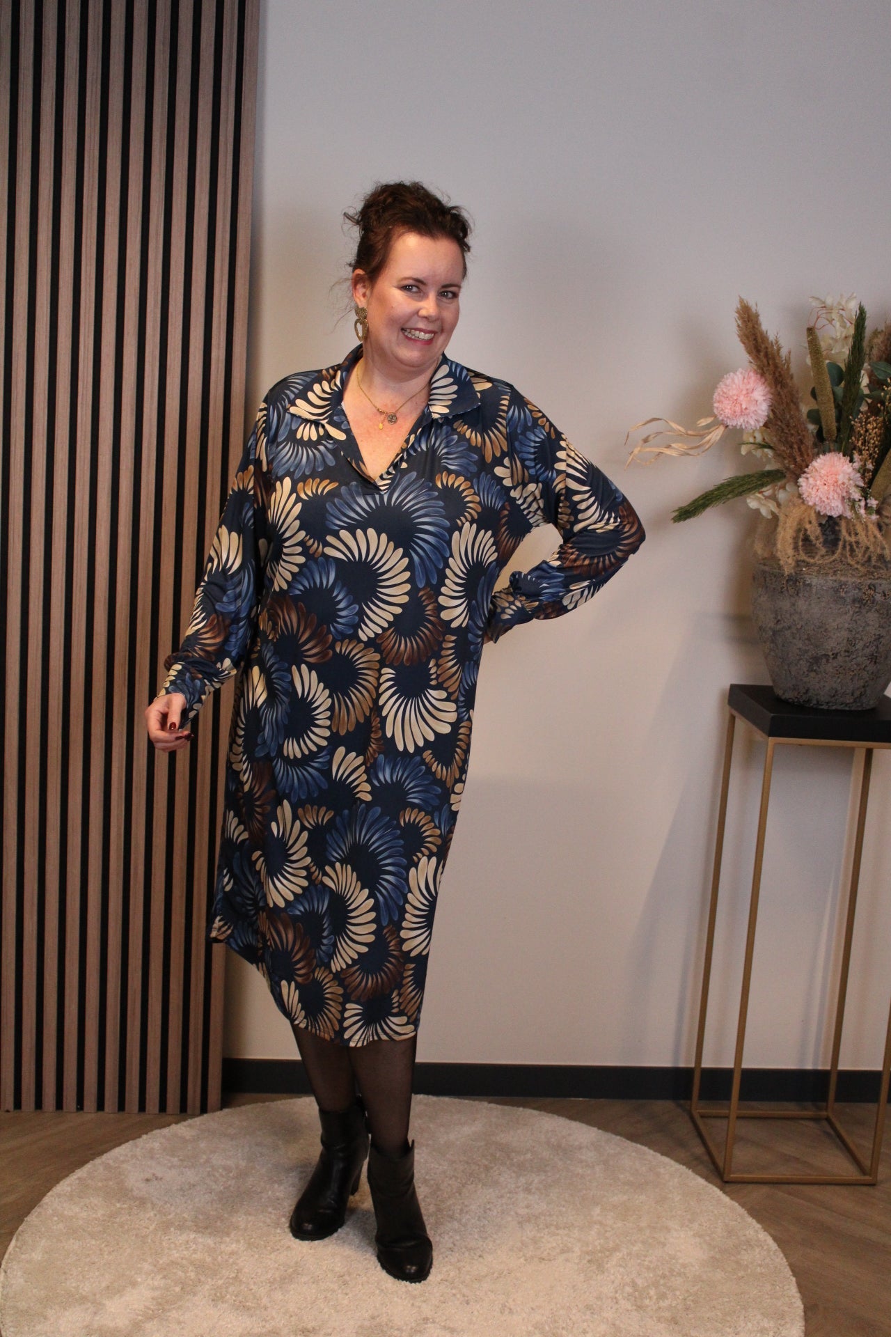 Iris | Jurk blauw met kraagje 46 t/m 50