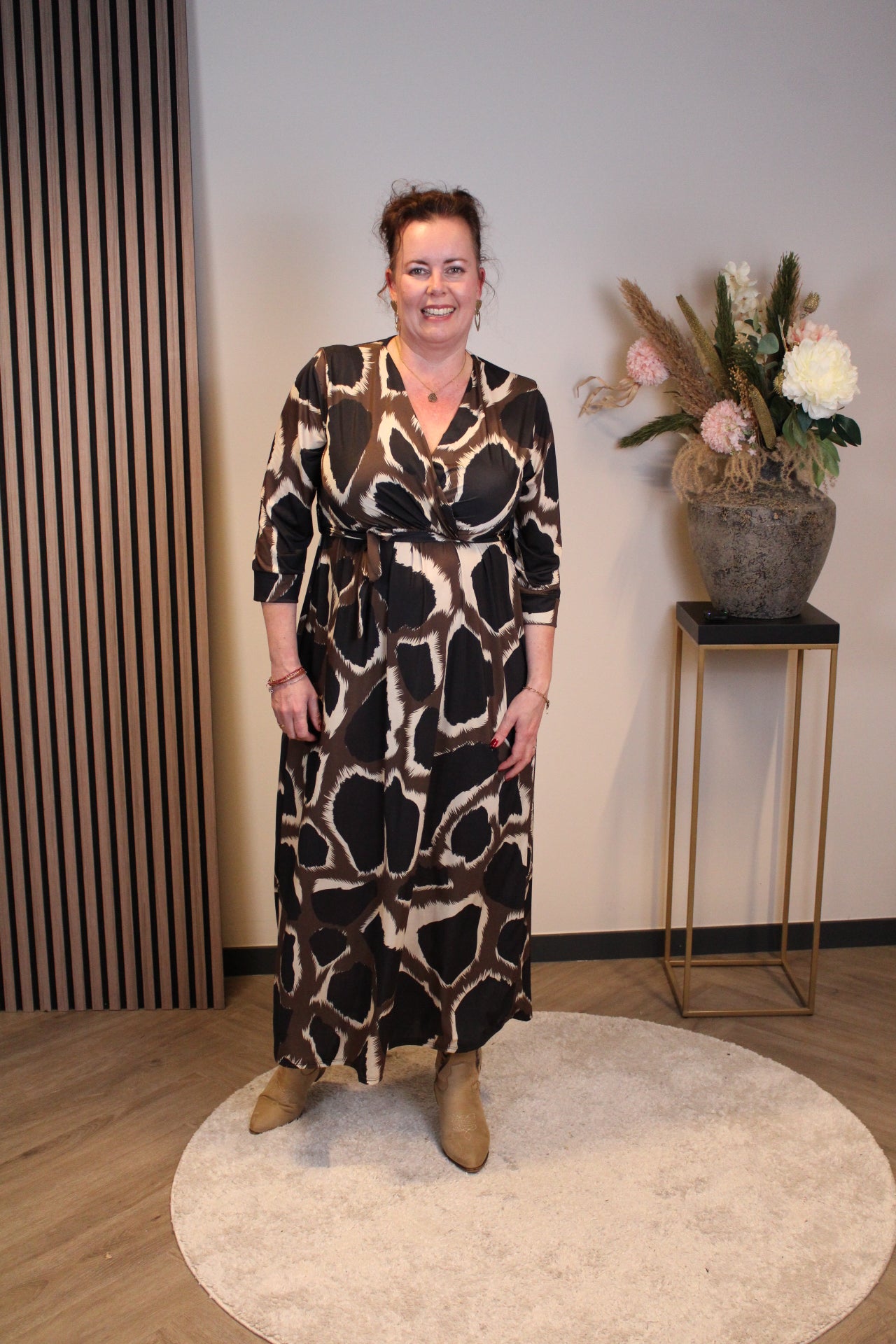Jente | Jurk bruin lange mouw 46 t/m 50