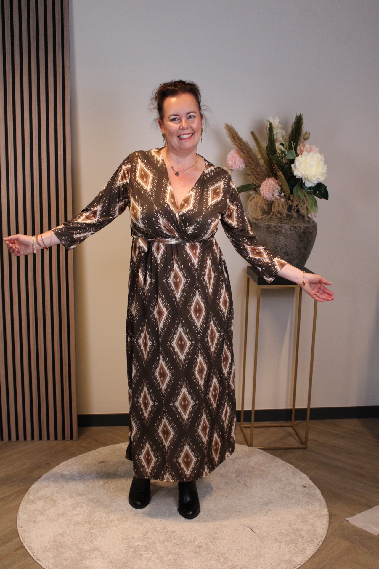 Sami | Jurk bruin lange mouw 38 t/m 44