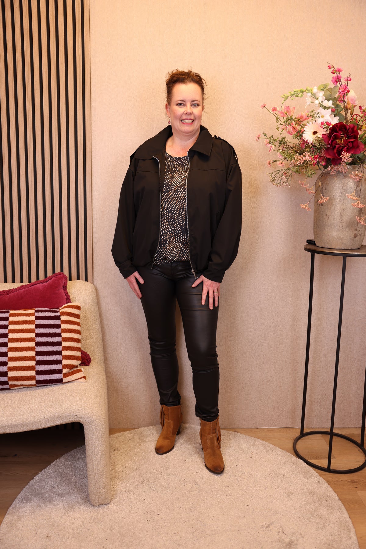 Helen | Lerenlook broek zwart 38 - 54