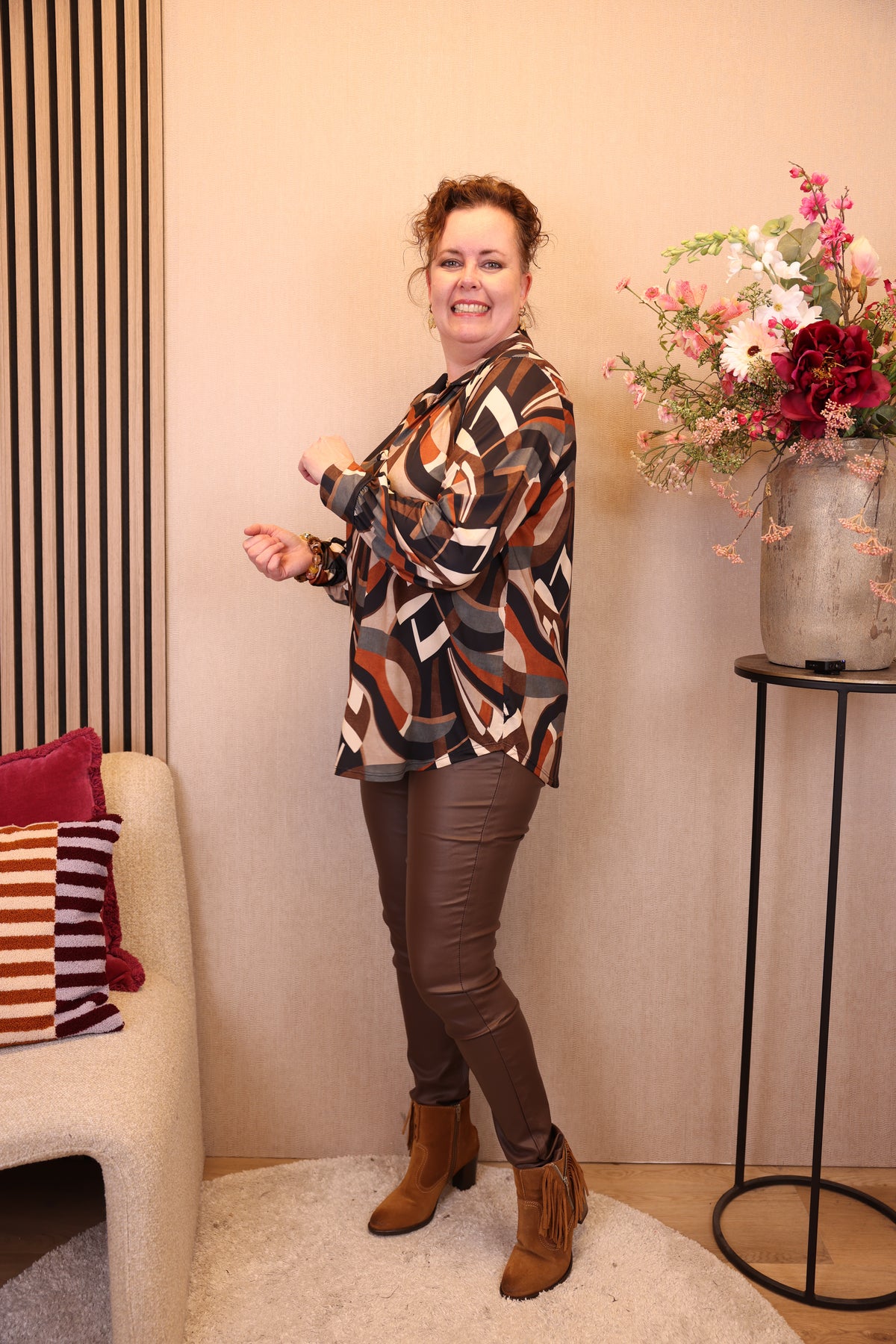 Mieke | Blouse bruin met kraagje 38 - 58