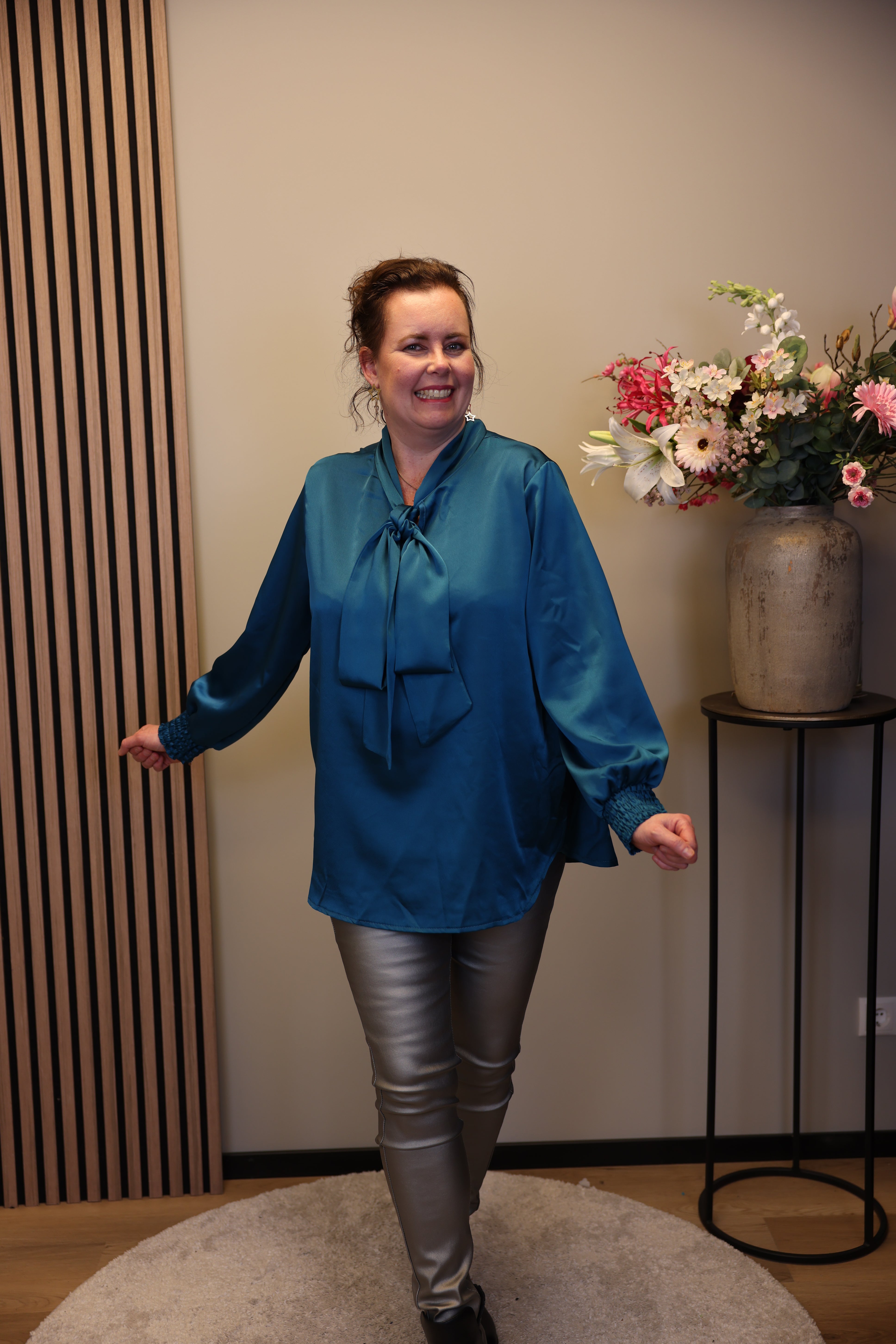 Fabienne | Blouse satijnlook aqua 40 t/m 42