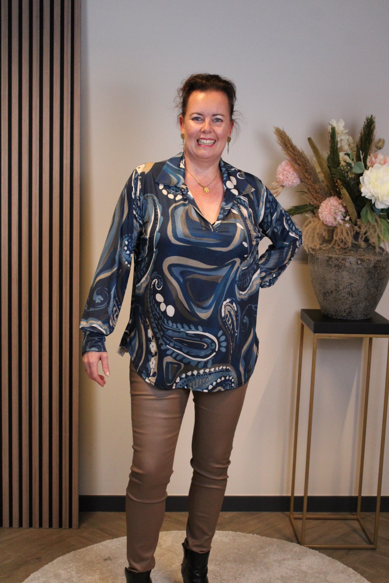 Helma | Blouse blauw met kraagje 38 t/m 48