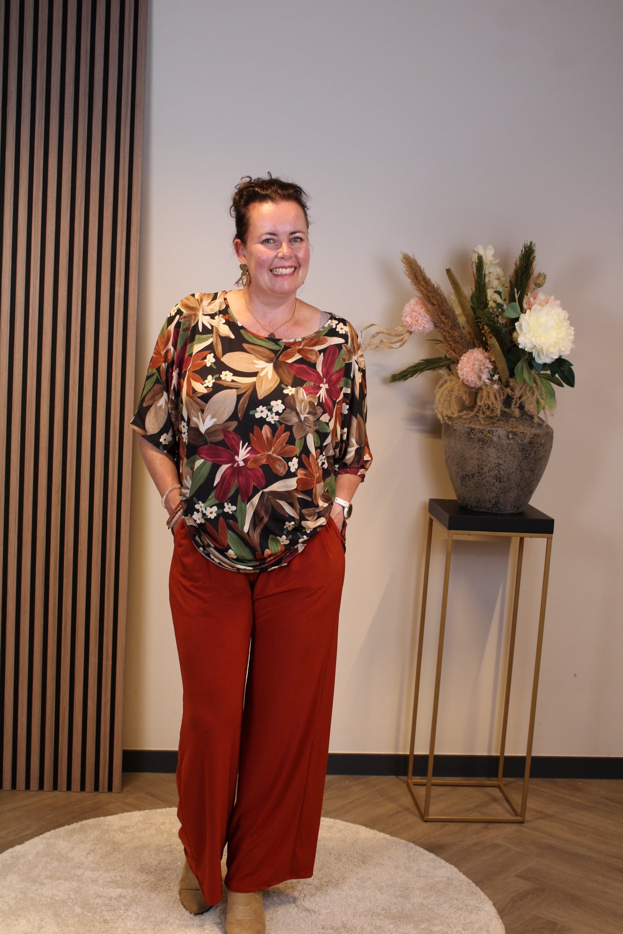 Ellen | Broek roest bruin met zakken 48 t/m 54