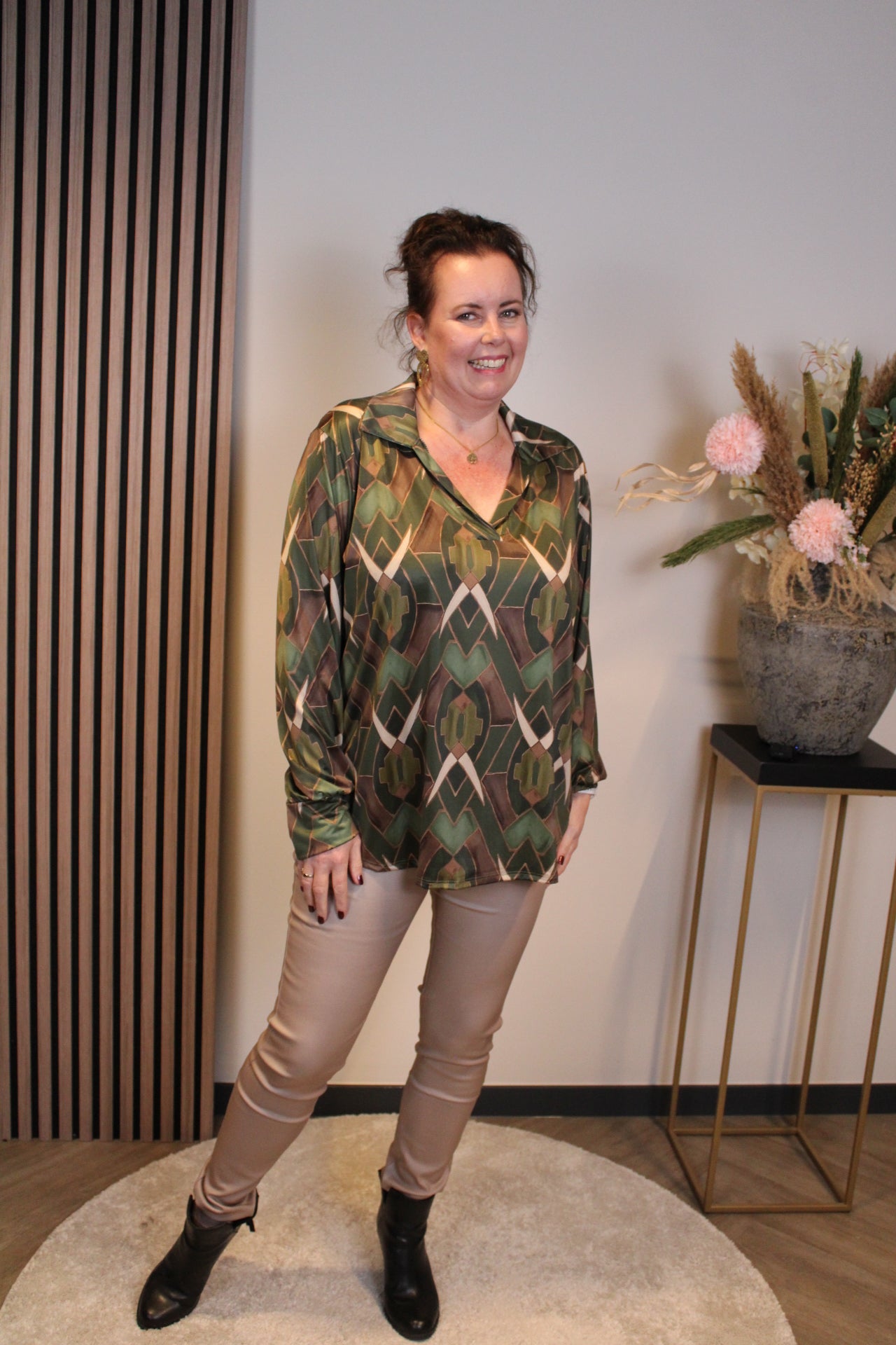 Eloise | Blouse groen met kraagje