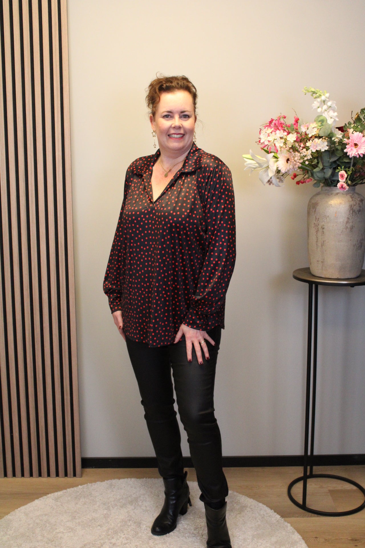 Madison | Blouse zwart met kraagje 38 t/m 48