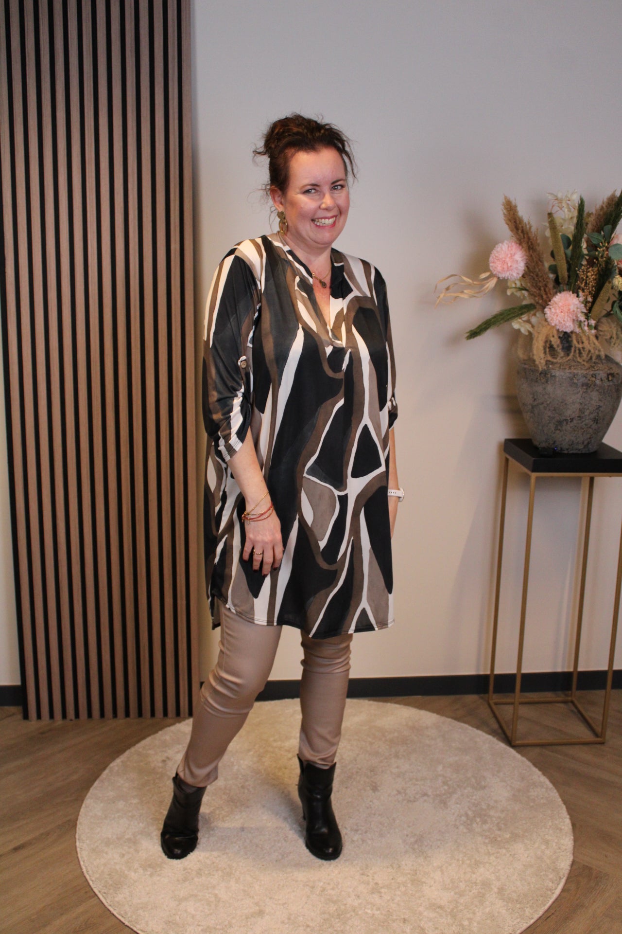 Dasha | Tuniek zwart 48 t/m 52