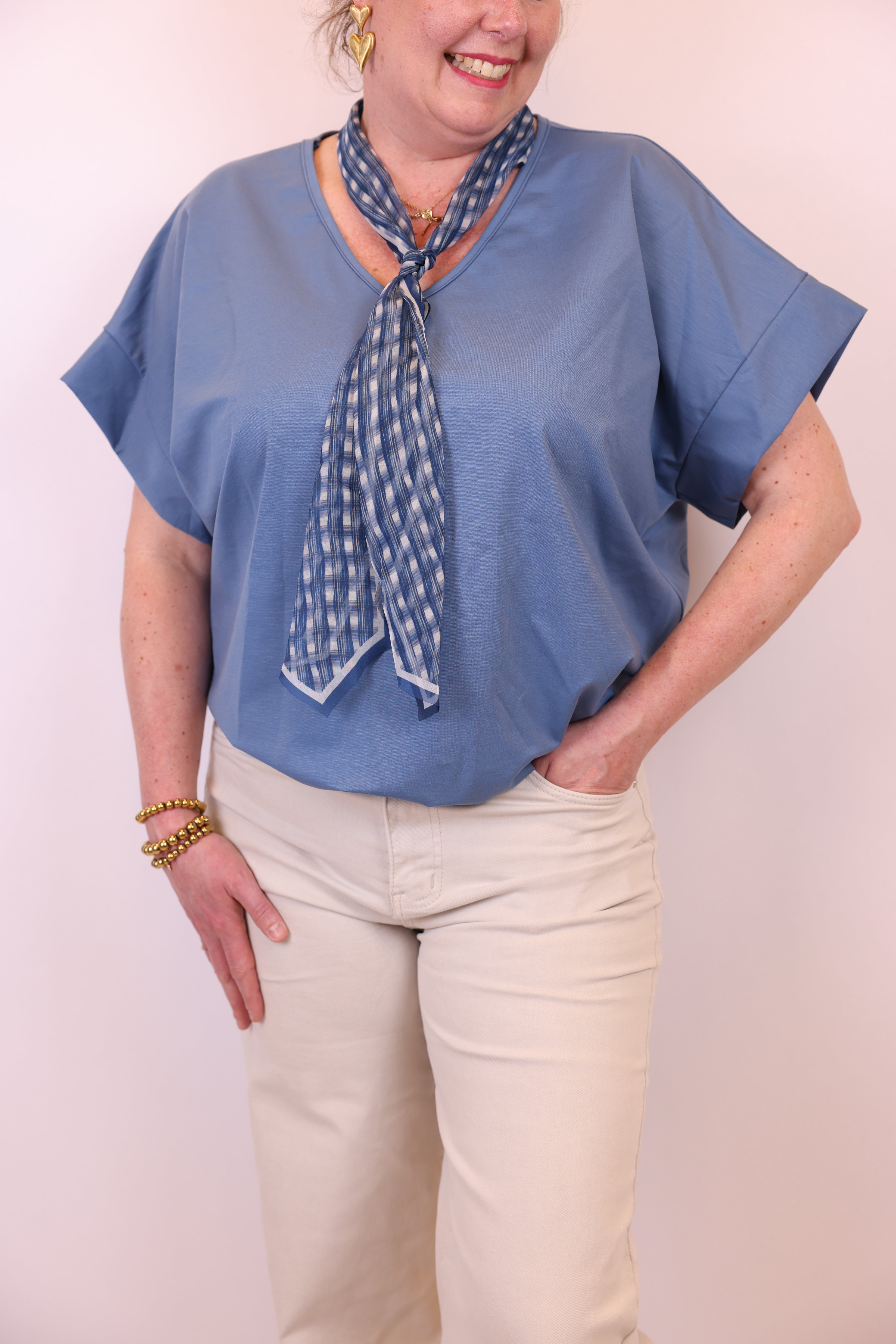 Ina | Top aqua blauw + gratis sjaal