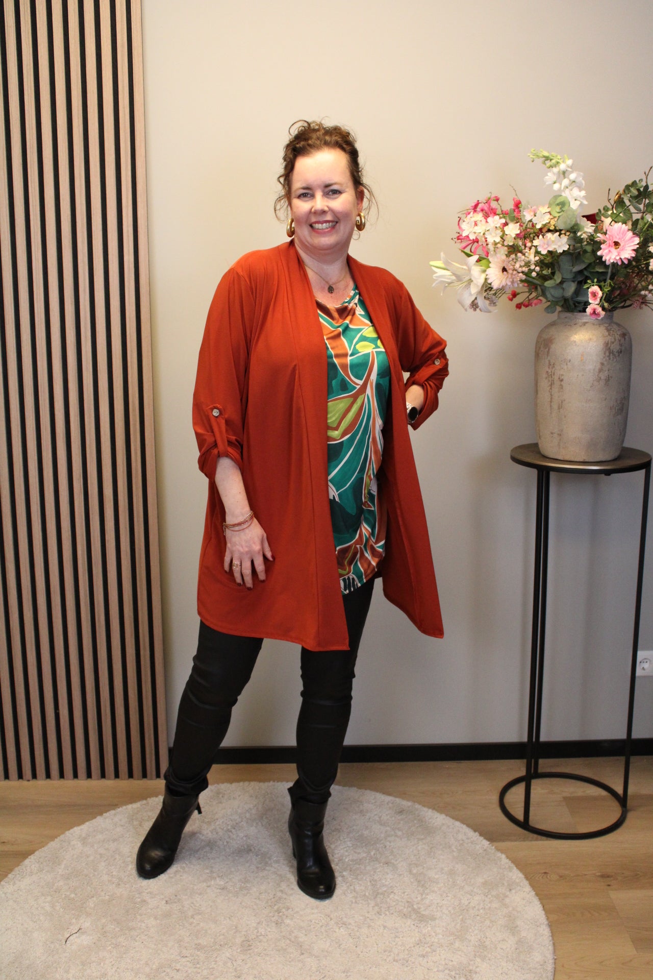Nienke | Vest roest bruin kort