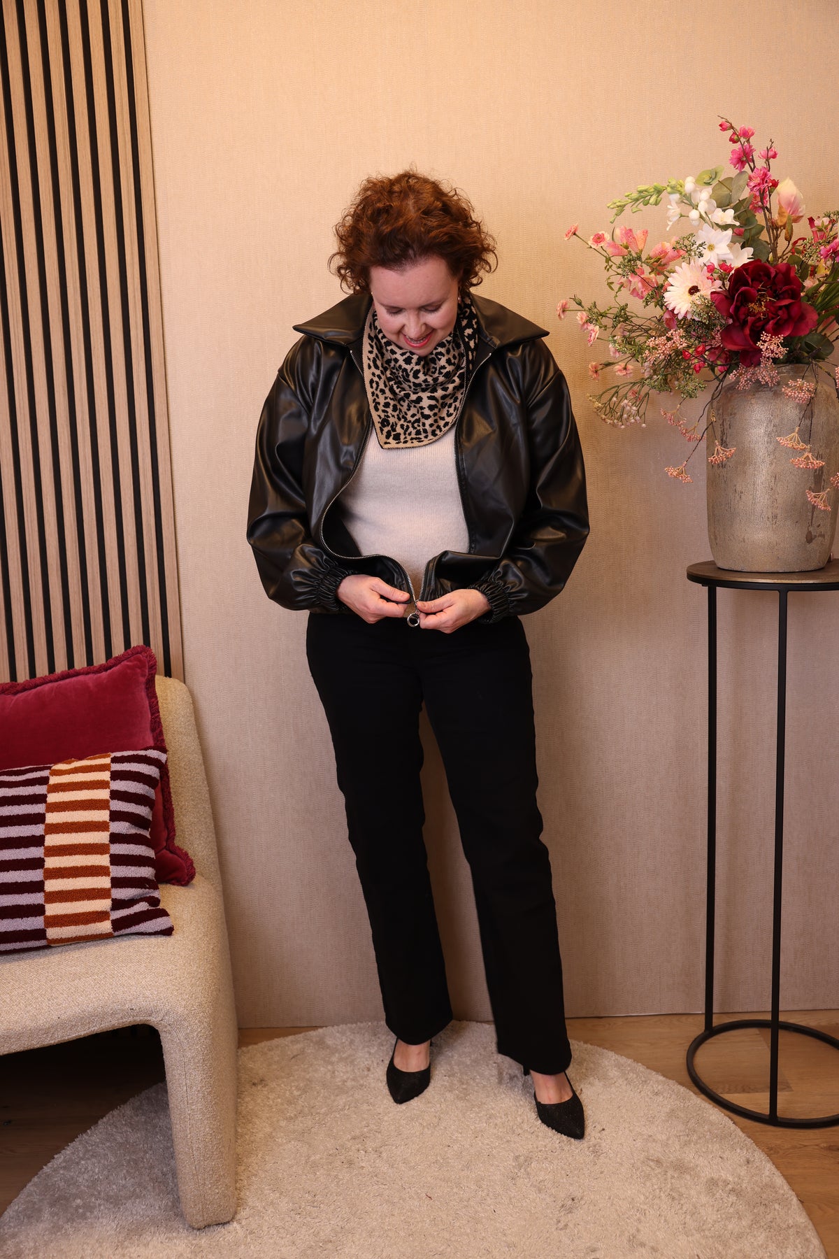 Kaia | leatherlook jasje zwart