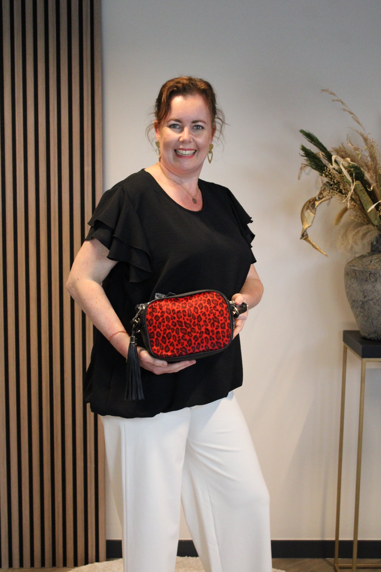 Anne - Tas