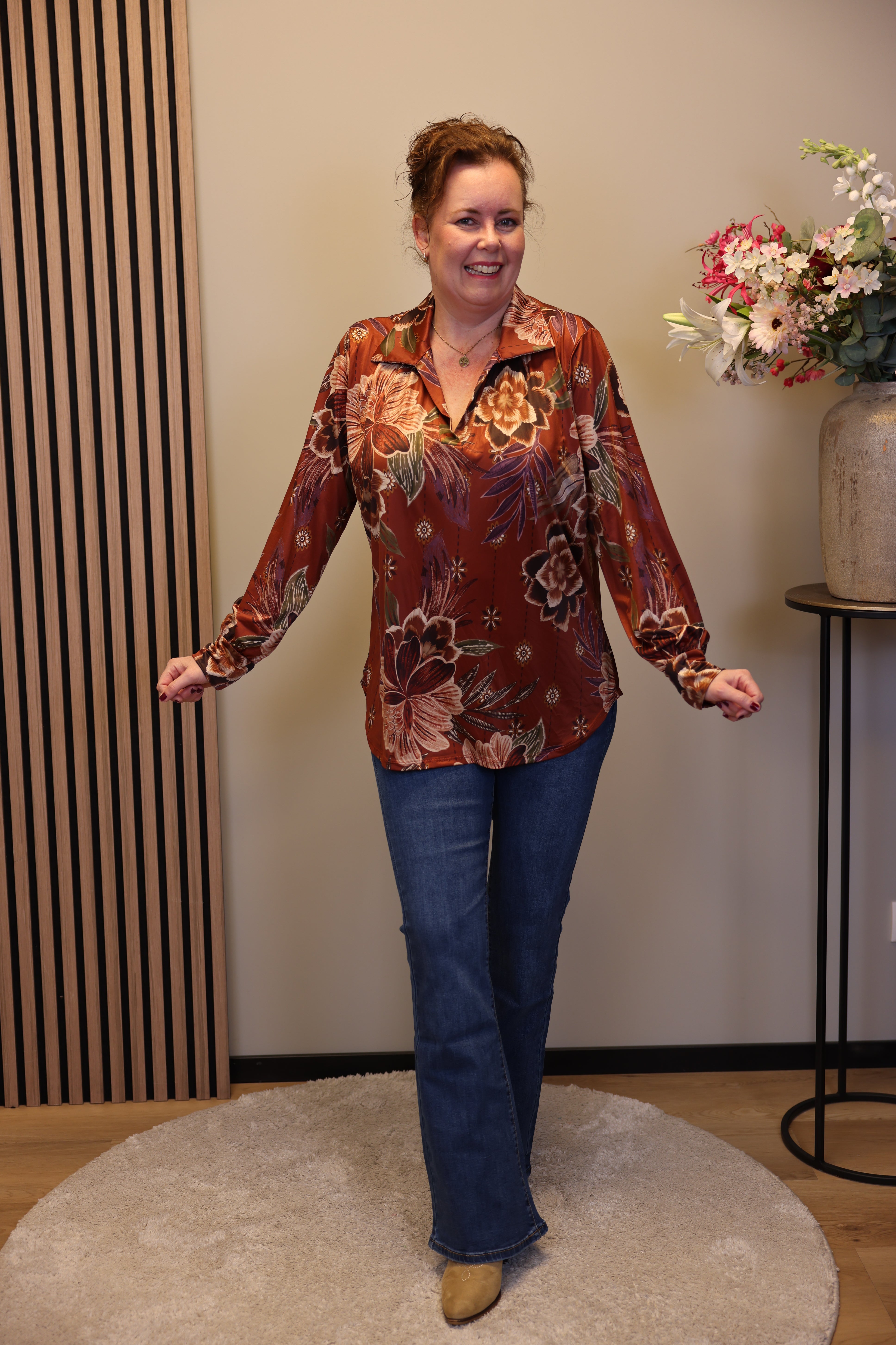 Eefke | Blouse roest bruin met kraagje