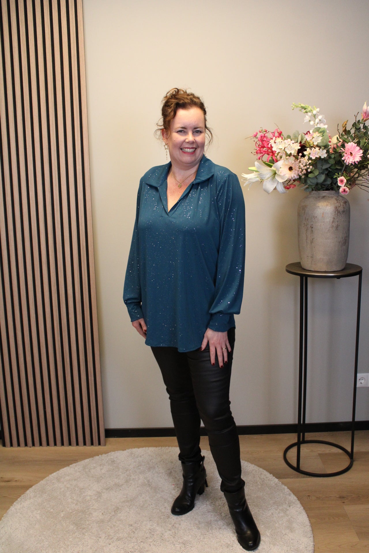 Luna glitter | Blouse aqua met kraagje 52 t/m 58