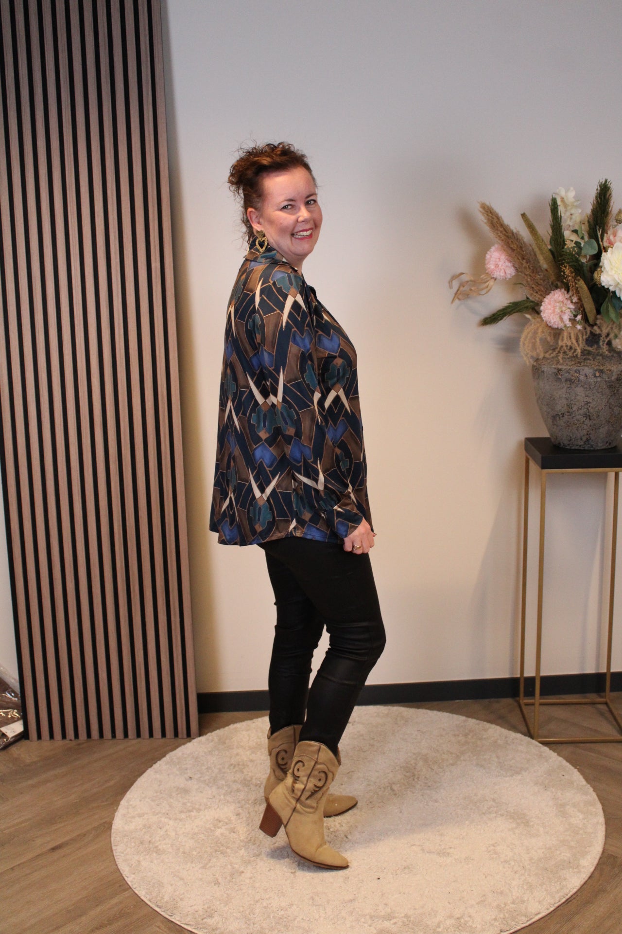 Nicolien | Blouse blauw met knoopjes 38 t/m 48